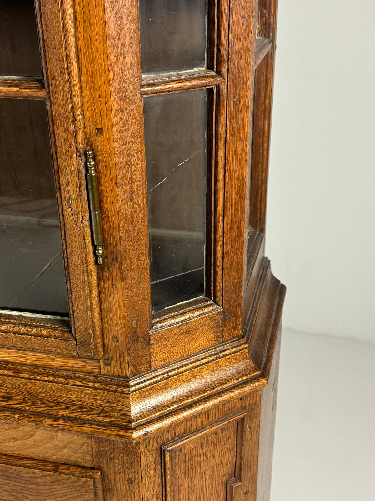 Belgian Oak Display Cabinet from Liege, 18th Century, photo 12