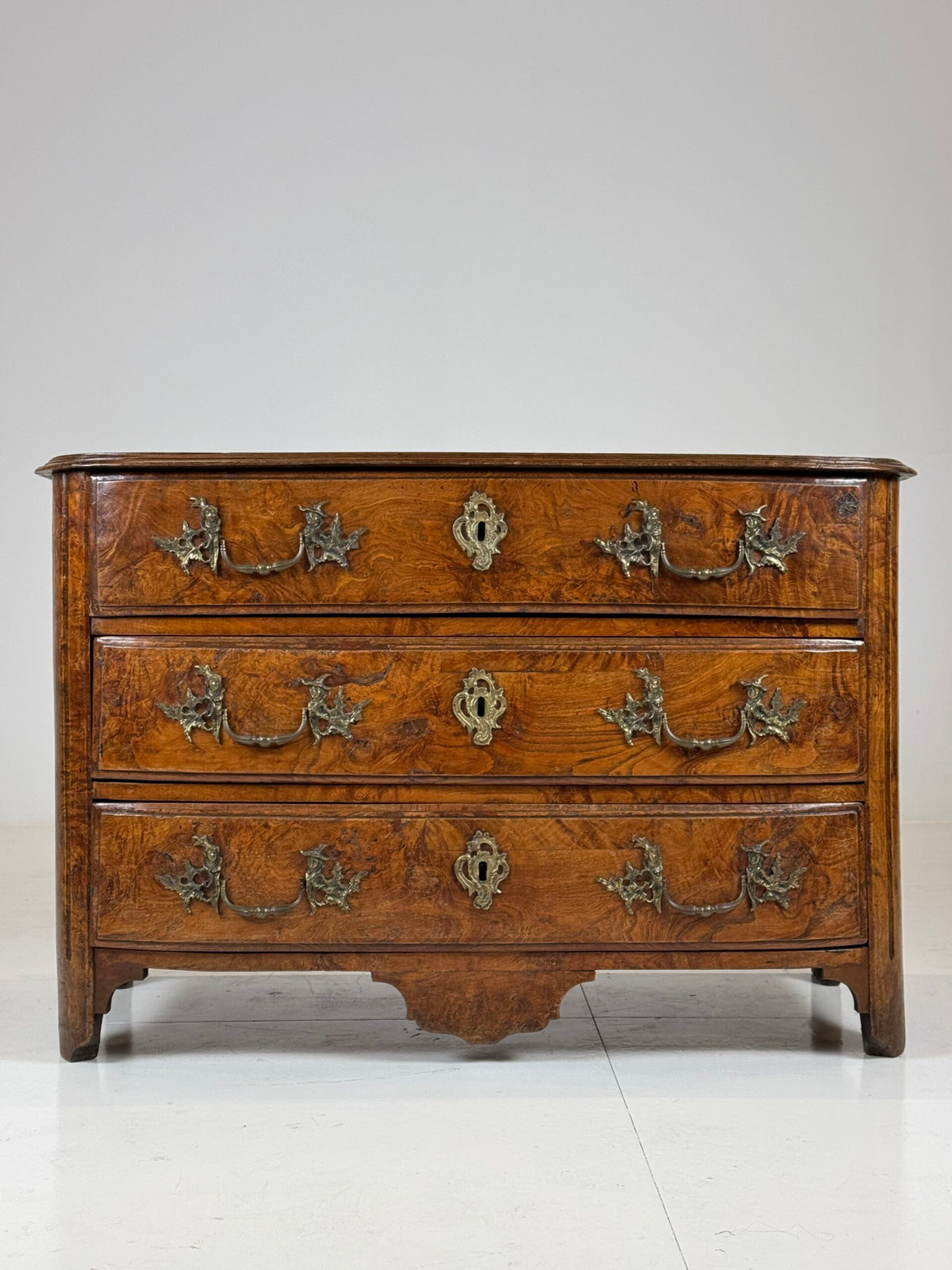 Large French Commode with Three Drawers, 18th Century, photo 37