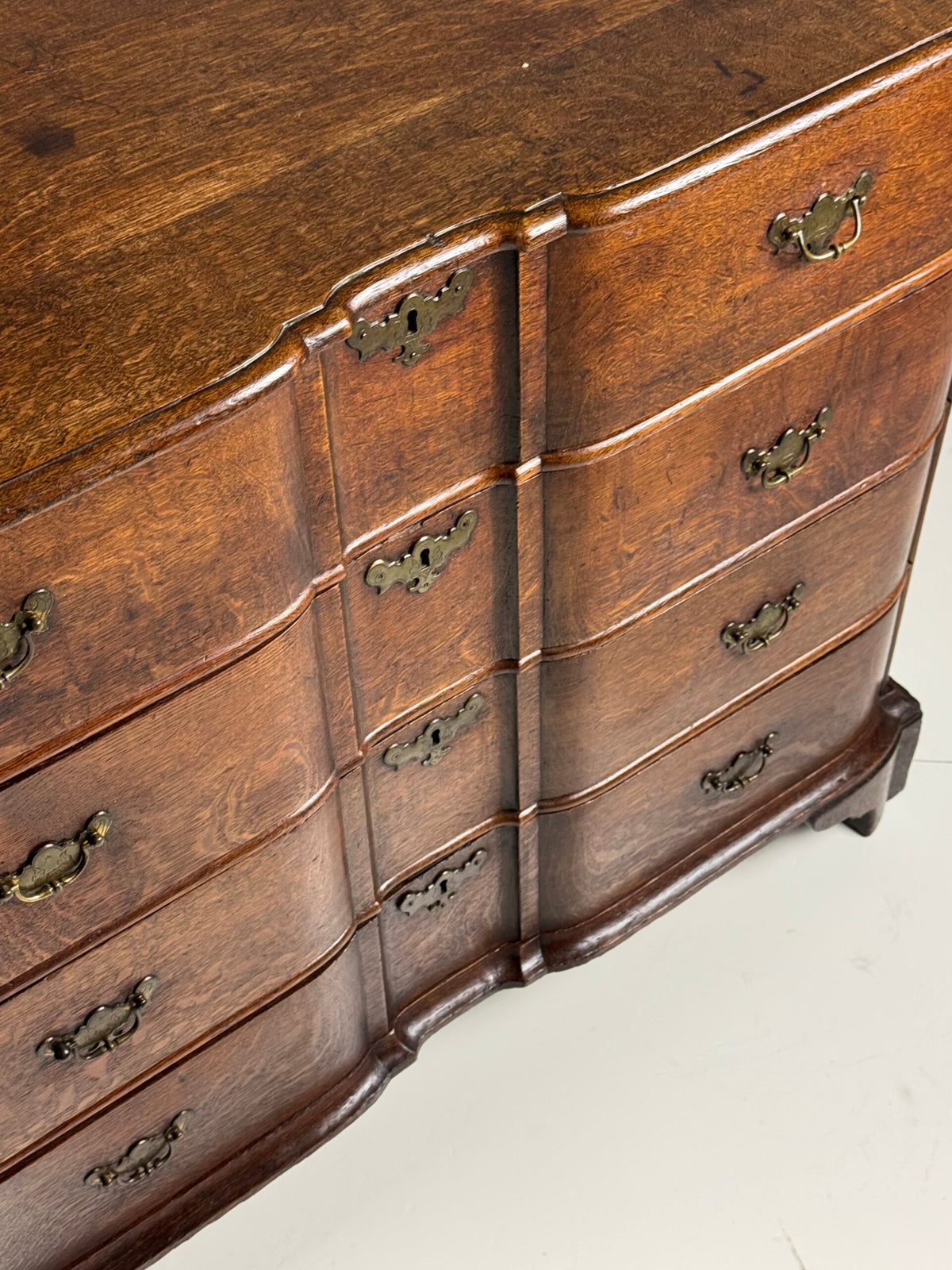 Dutch Oak Serpentine Chest of Drawers, c. 1760, photo 3