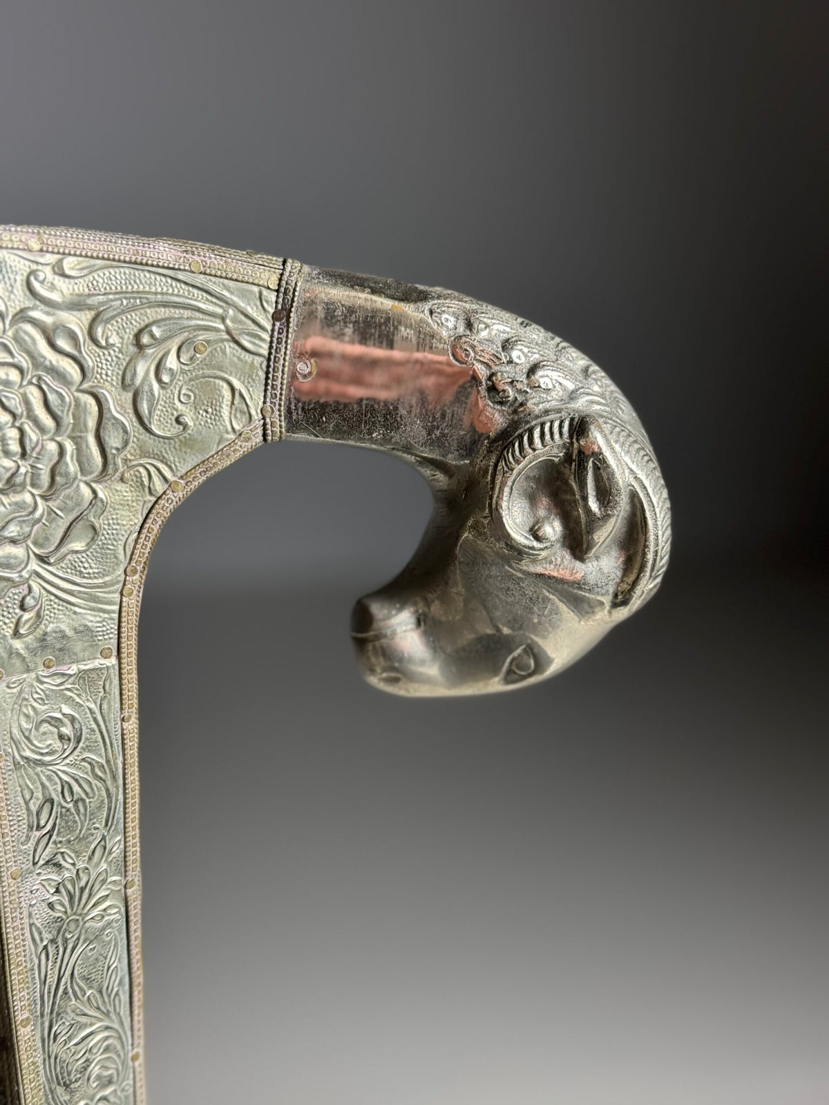 Set of Four Anglo-Indian Dowry Chairs with Tin Cladding, photo 11