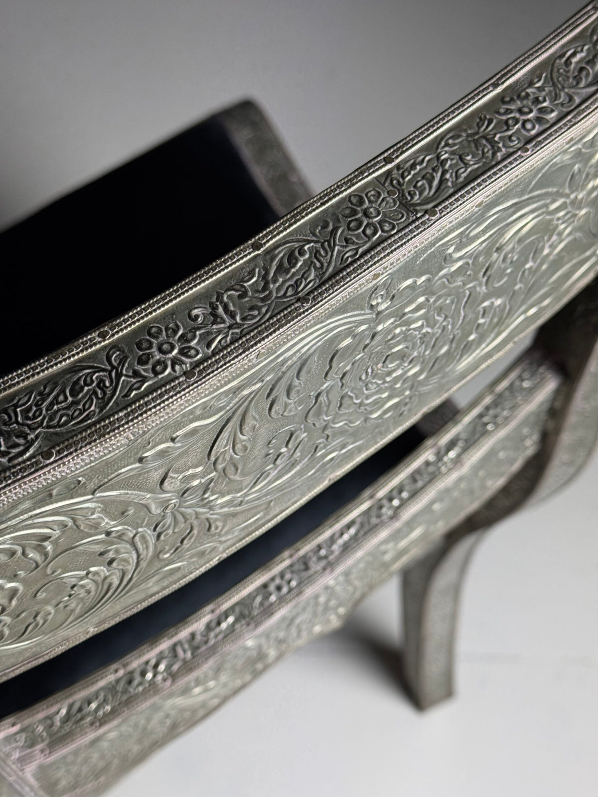 Set of Four Anglo-Indian Dowry Chairs with Tin Cladding, photo 21