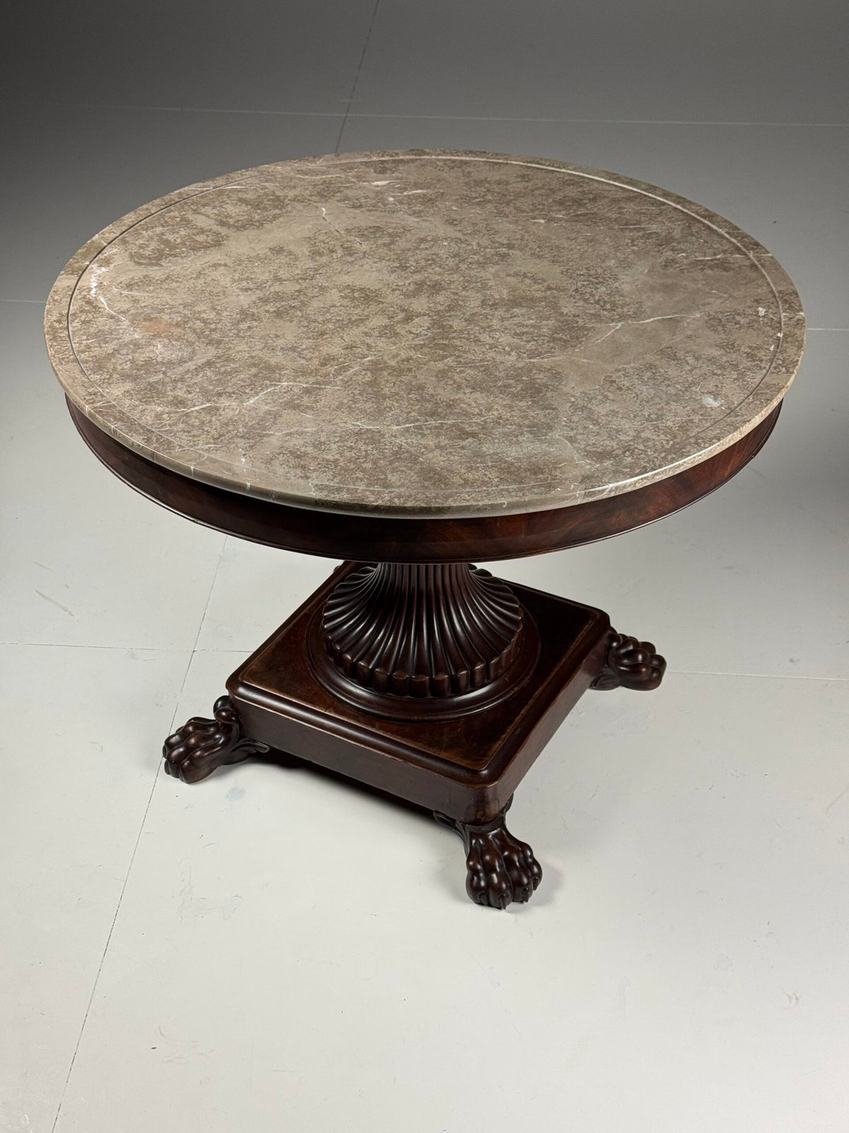 Early 19th Century French Mahogany Center Table with Claw Feet, photo 6