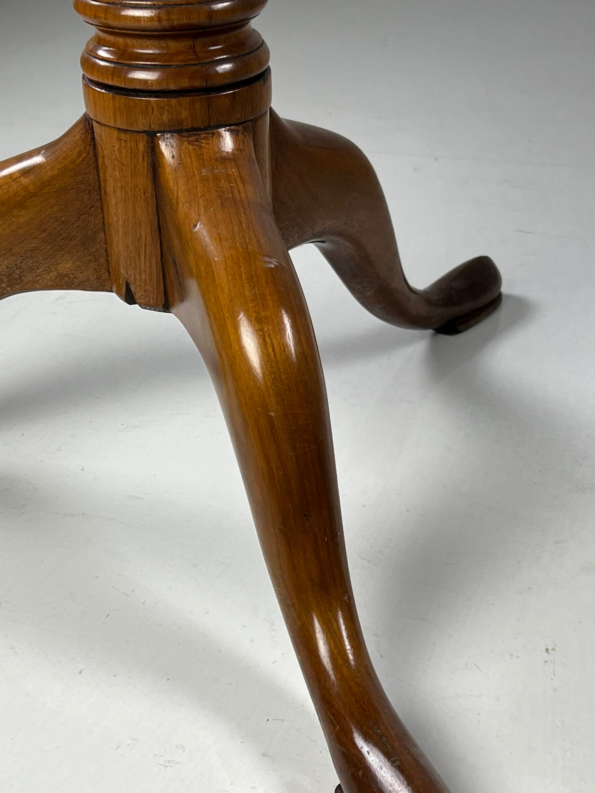 English Tilt Top Side Table, photo 8