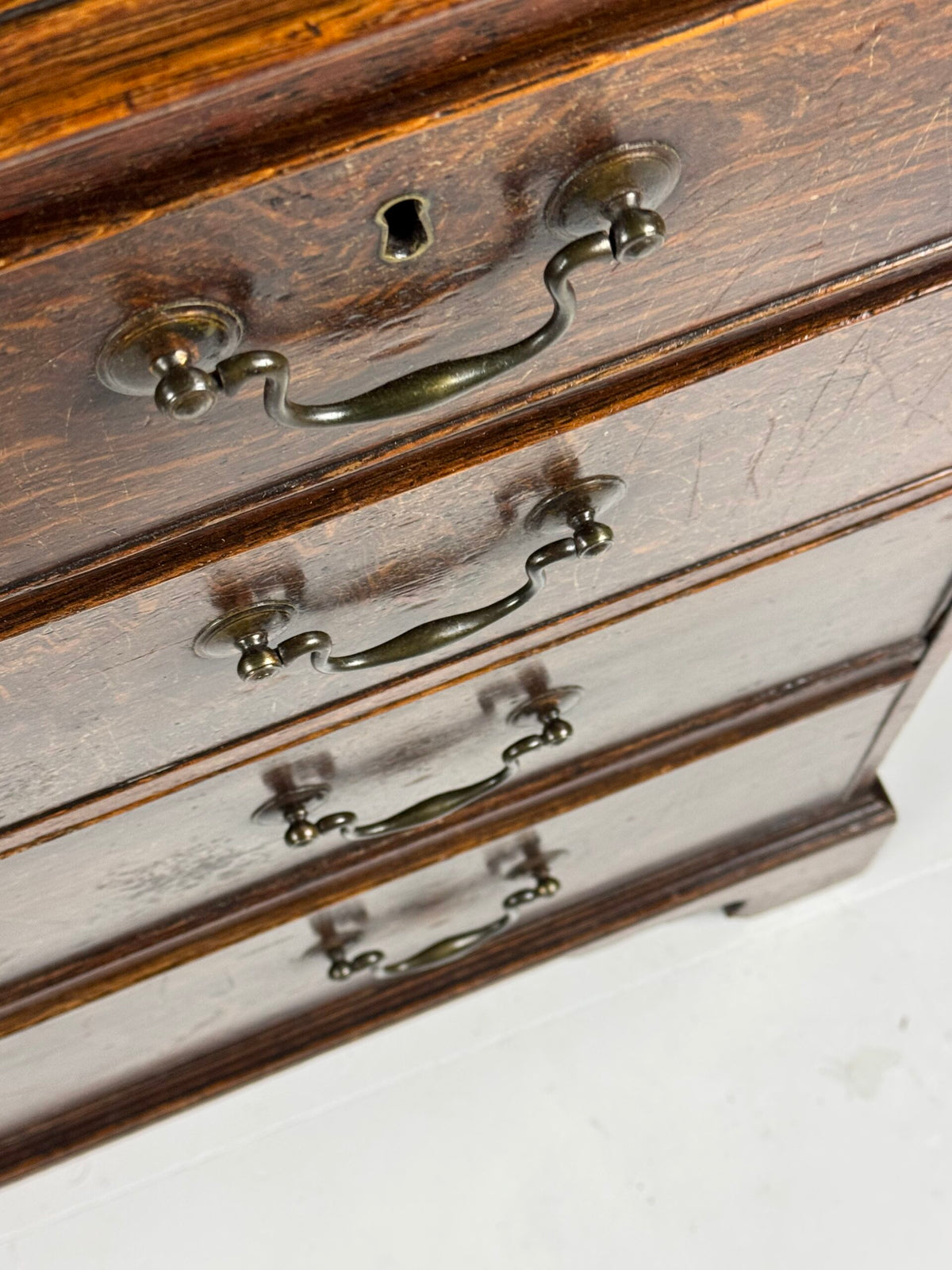 English Georgian Oak Chest of Drawers, circa 1780, photo 6