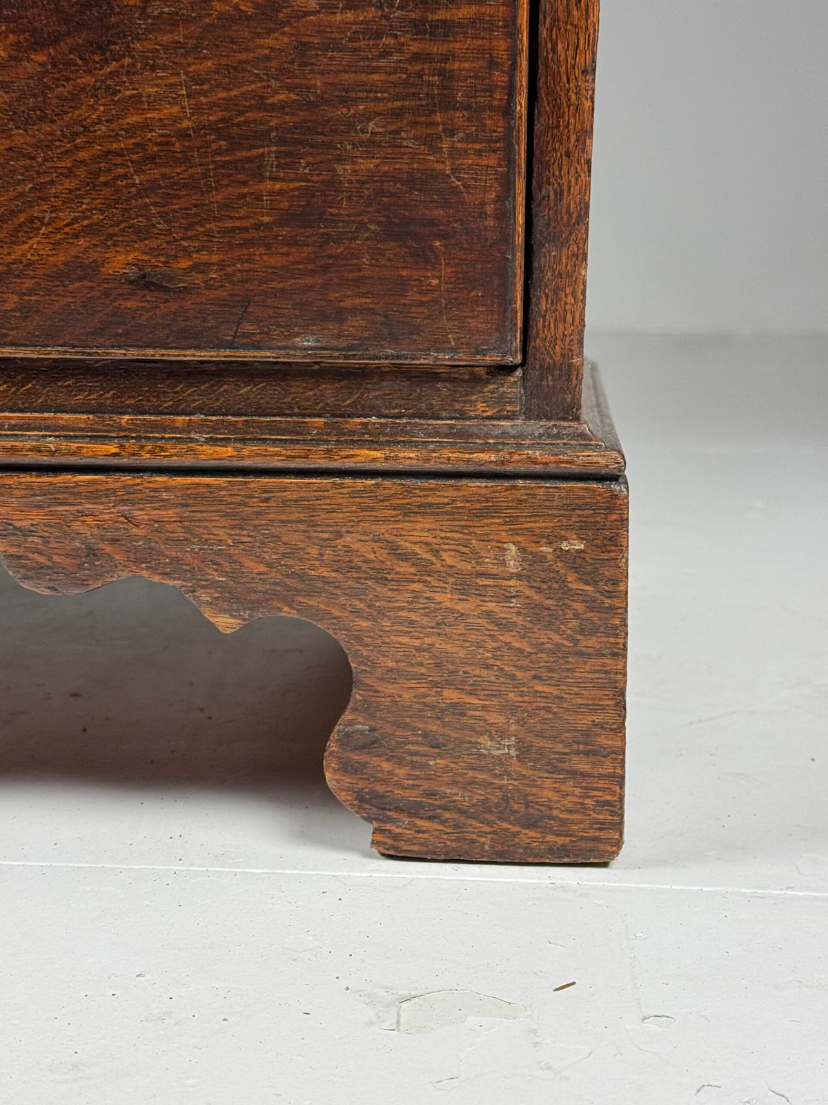 English Georgian Oak Chest of Drawers, circa 1780, photo 4