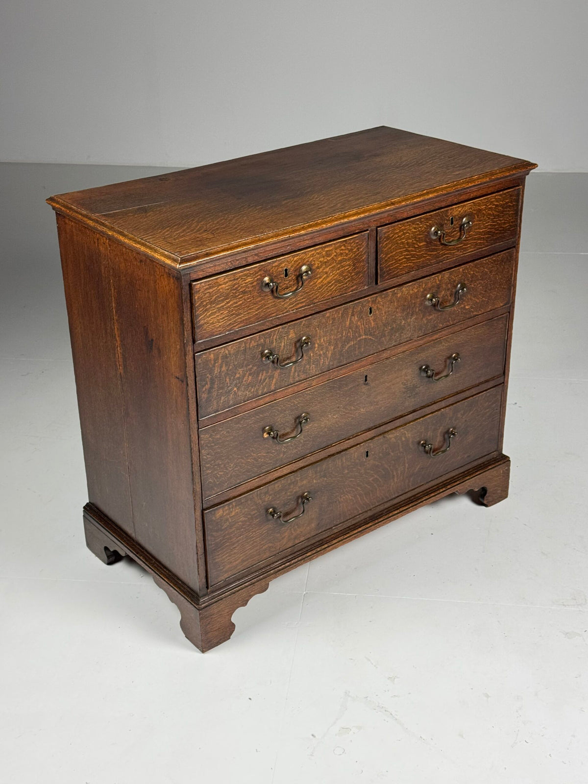 English Georgian Oak Chest of Drawers, circa 1780, photo 3
