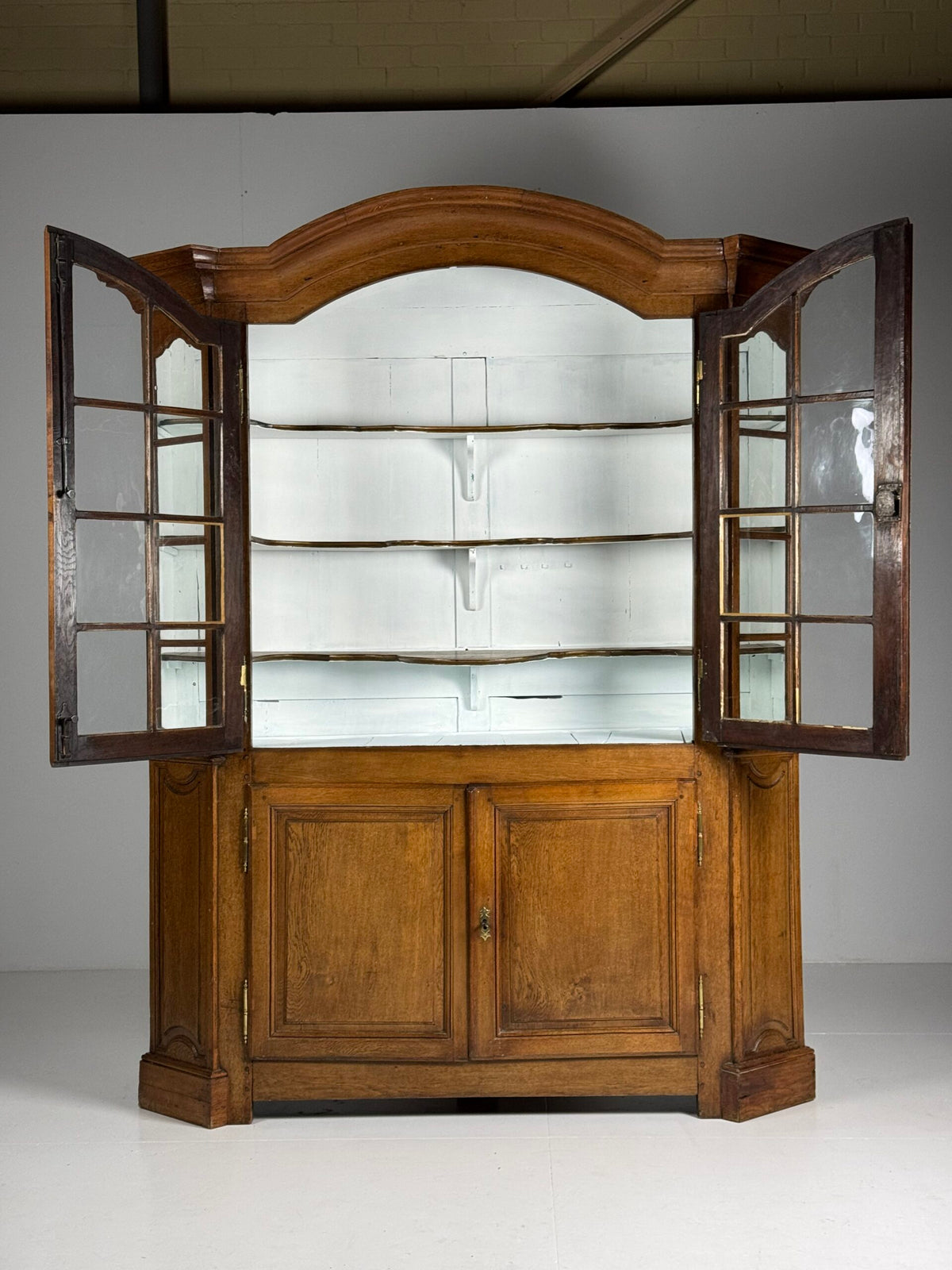 Very Large Belgian Oak Bookcase or Buffet Cabinet, c. 1800, photo 5