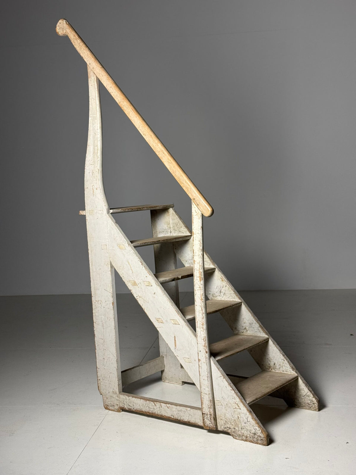 French Library Steps in Original Grey Paint, Early 20th Century, photo 2