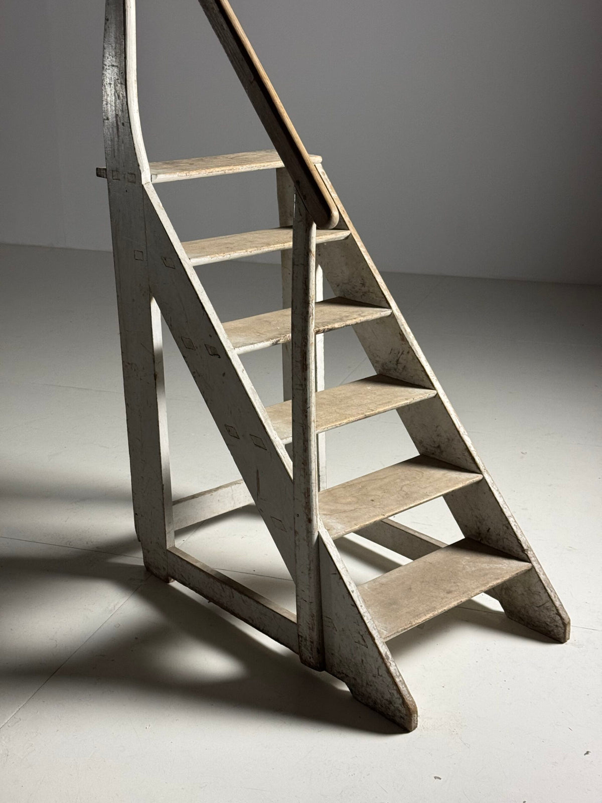 French Library Steps in Original Grey Paint, Early 20th Century, photo 9