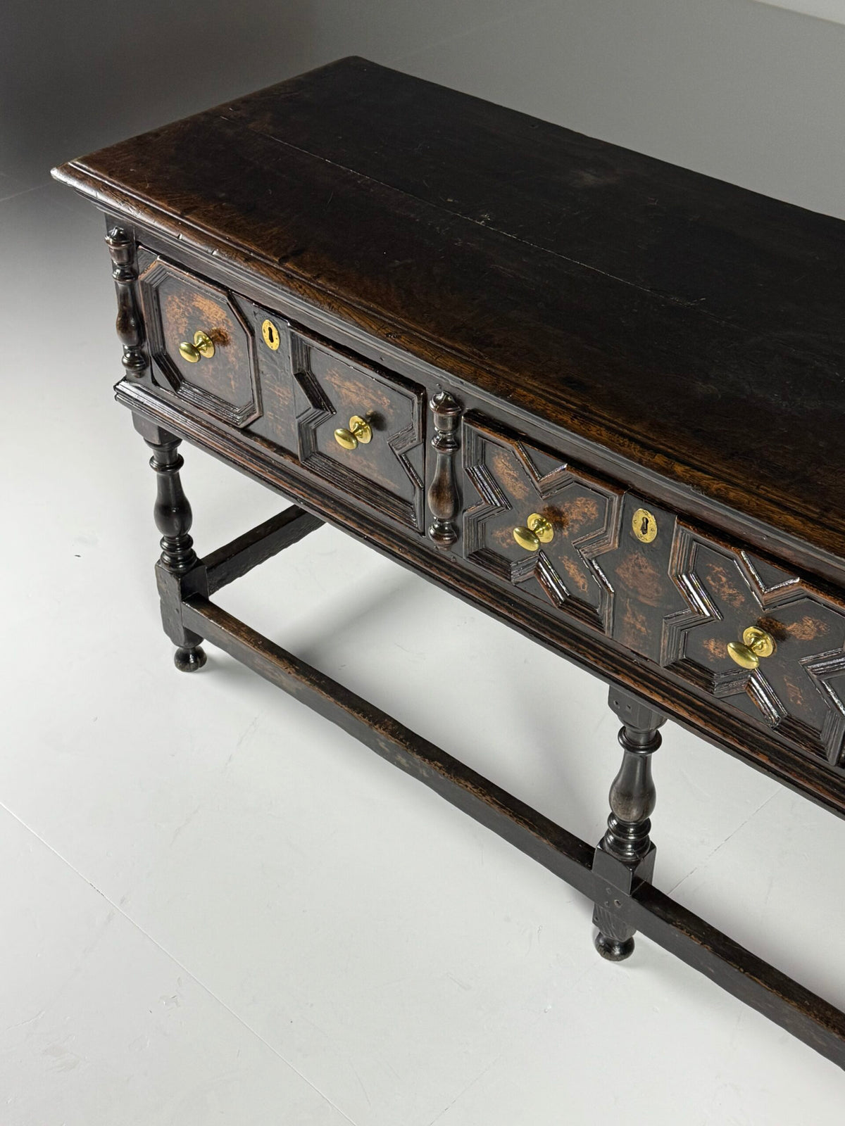 English William and Mary Oak Dresser Base, Late 17th Century, photo 22