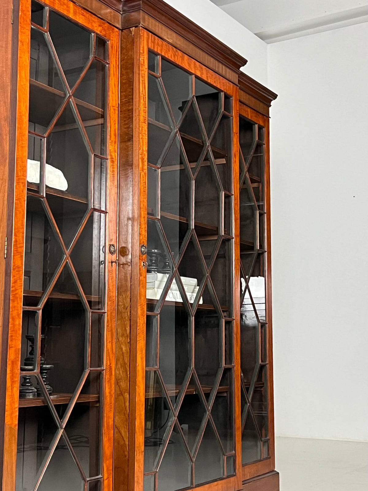 English Mahogany Breakfront Display Cabinet, 19th Century, photo 18
