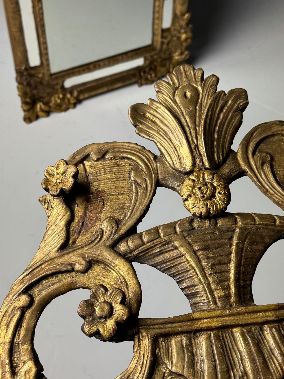 French Louis XV Period Giltwood Mirror, 18th Century, photo 17