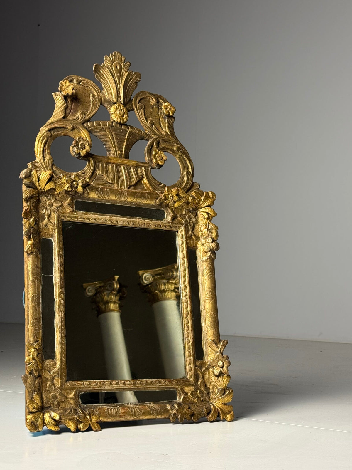 French Louis XV Period Giltwood Mirror, 18th Century, photo 22