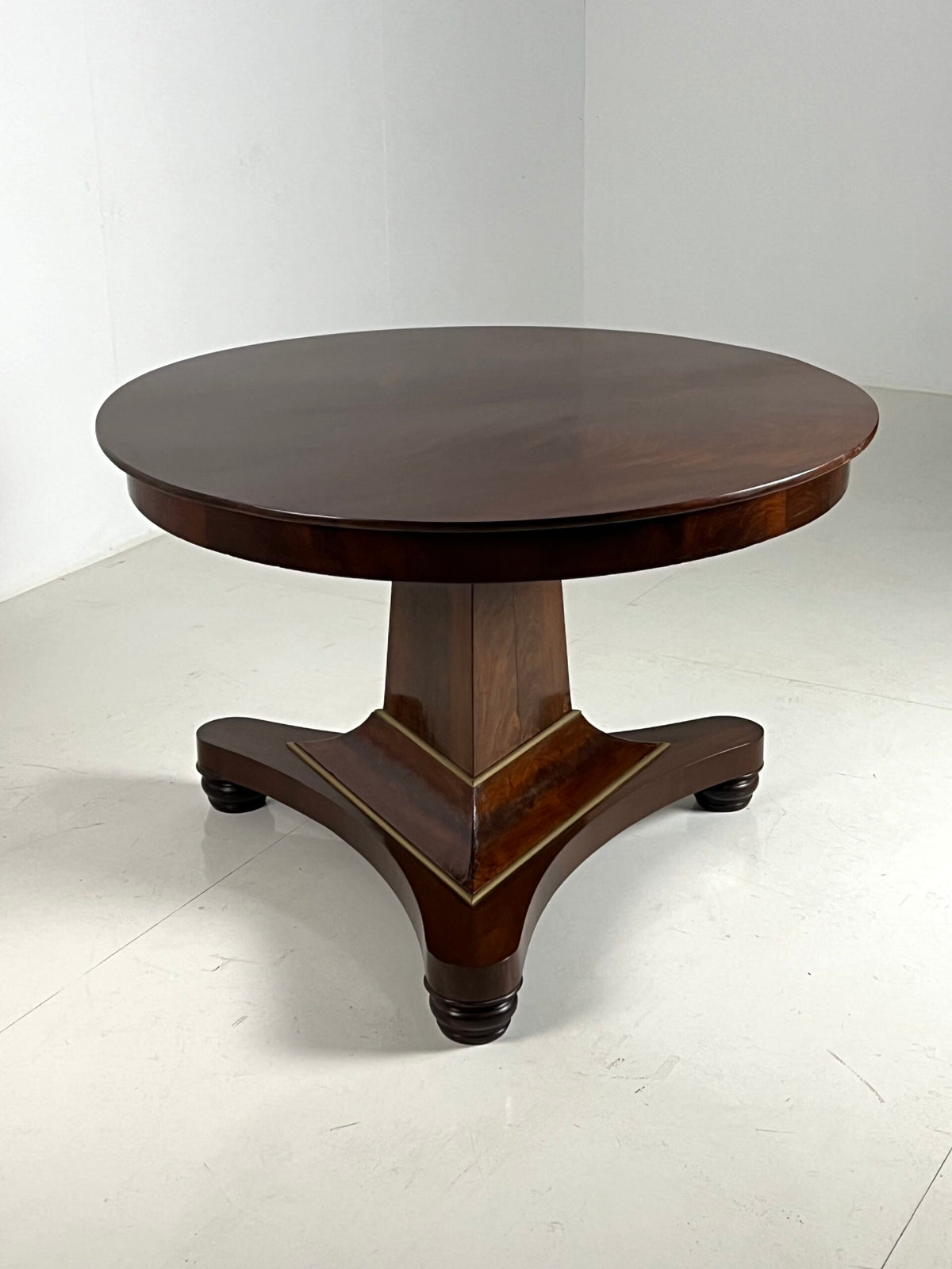 19th Century Mahogany Center Table, photo 4