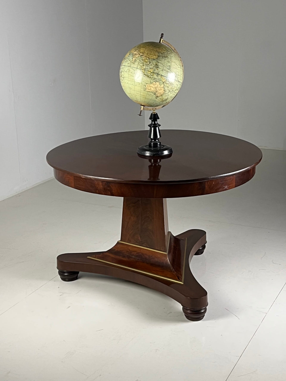 19th Century Mahogany Center Table, photo 20
