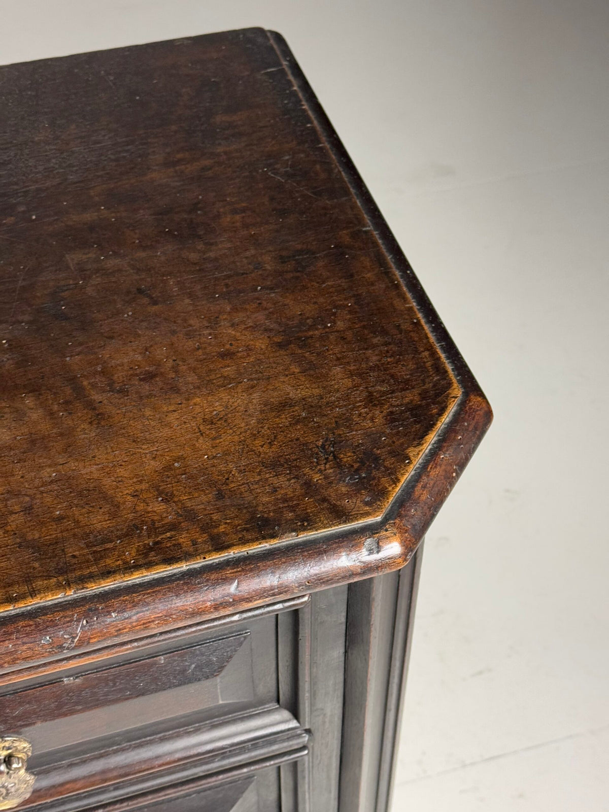 Italian Solid Walnut Commode, 18th Century, photo 31