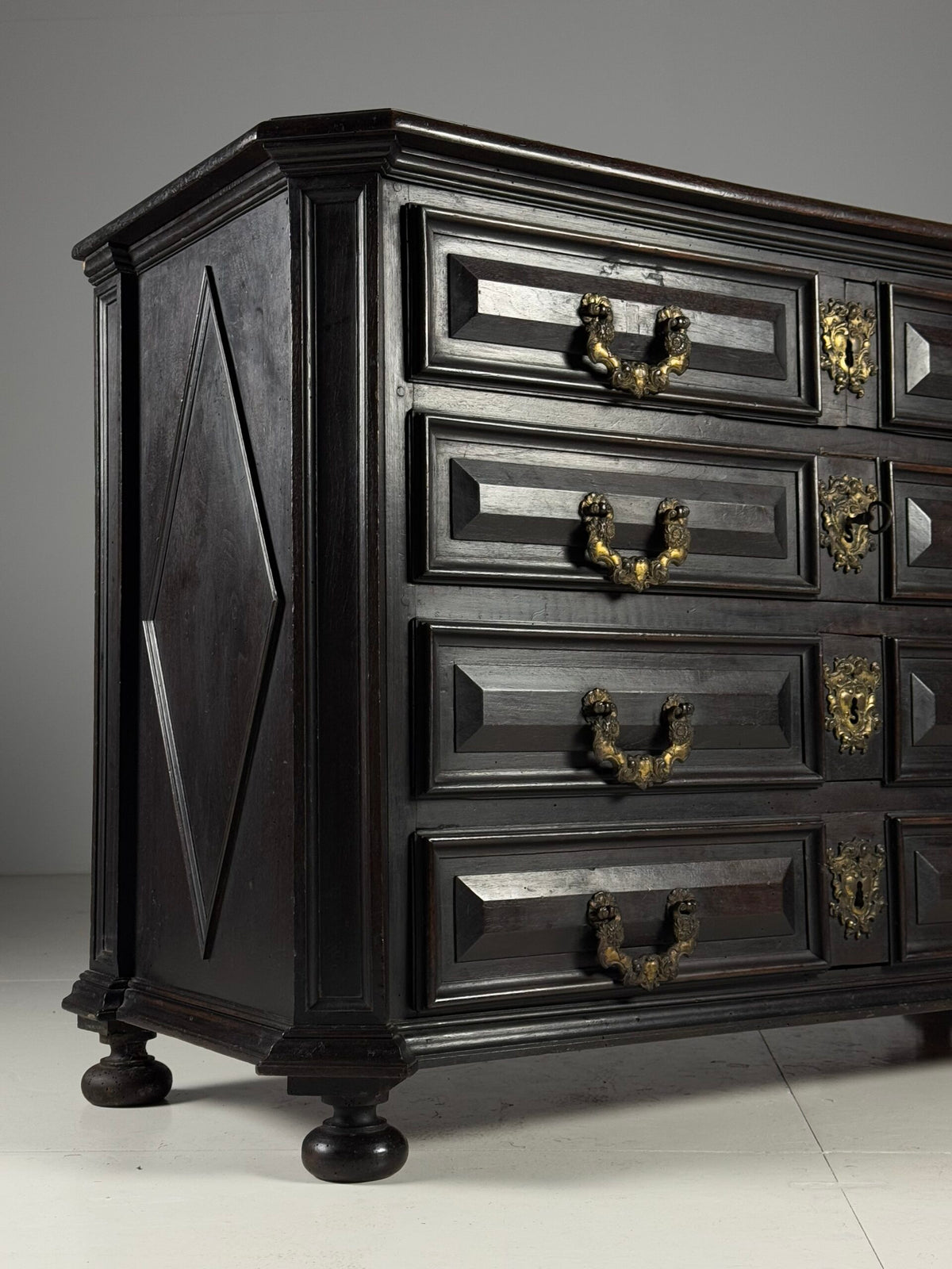 Italian Solid Walnut Commode, 18th Century, photo 17