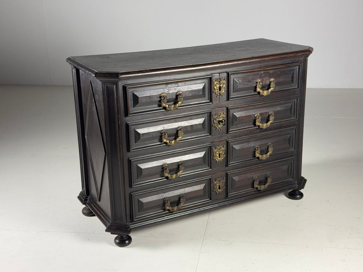 Italian Solid Walnut Commode, 18th Century, photo 16