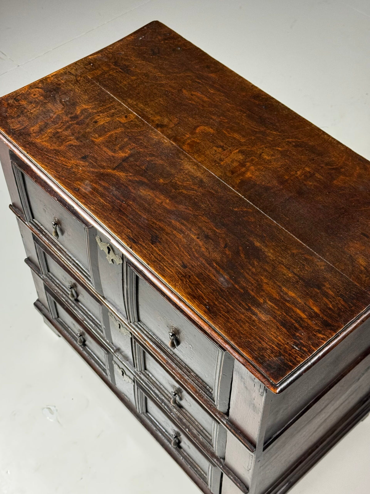 English Oak Chest of Drawers, c. 1690, photo 6