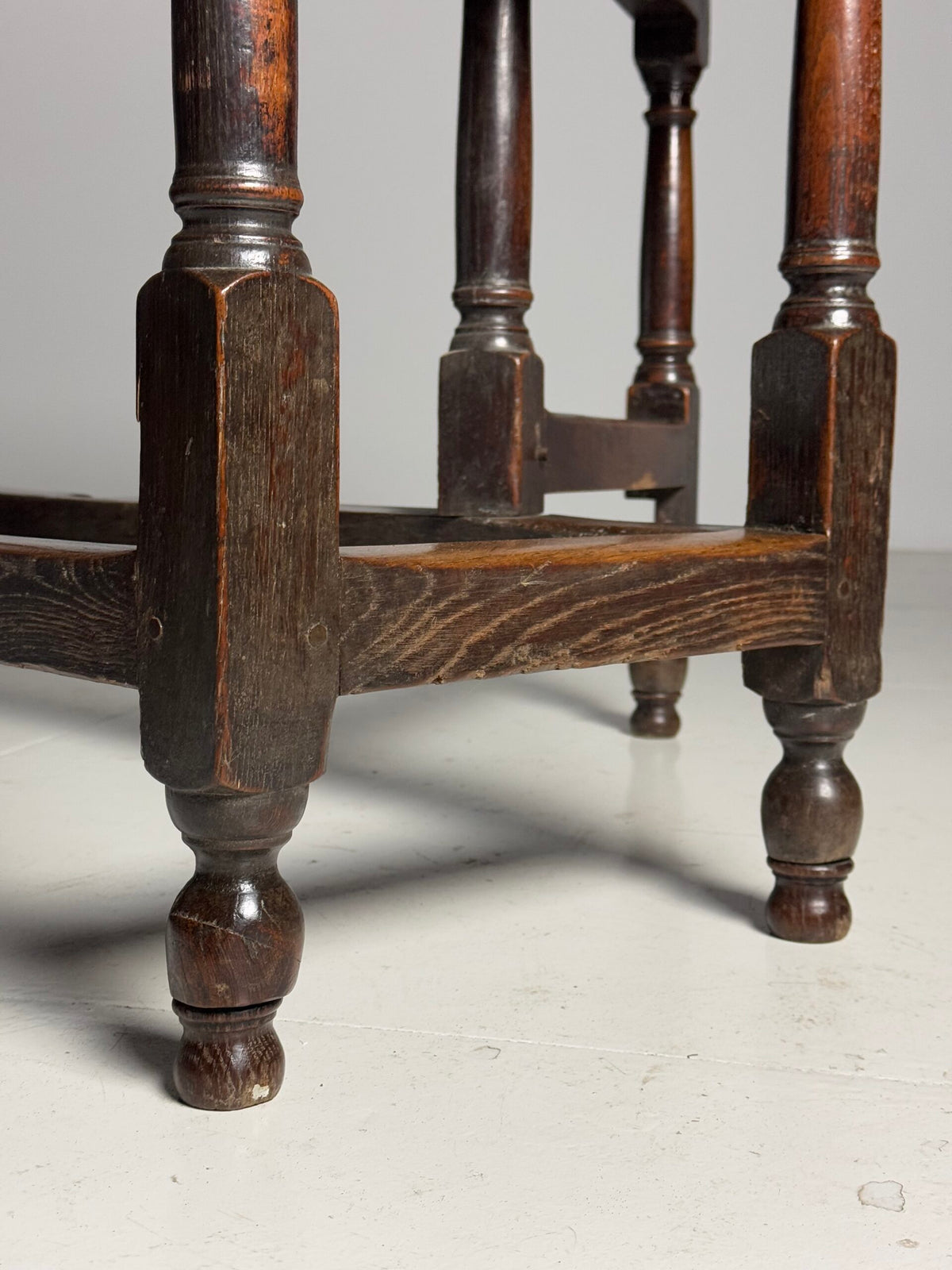 English Solid Oak Gateleg Table, Early 19th Century, photo 17