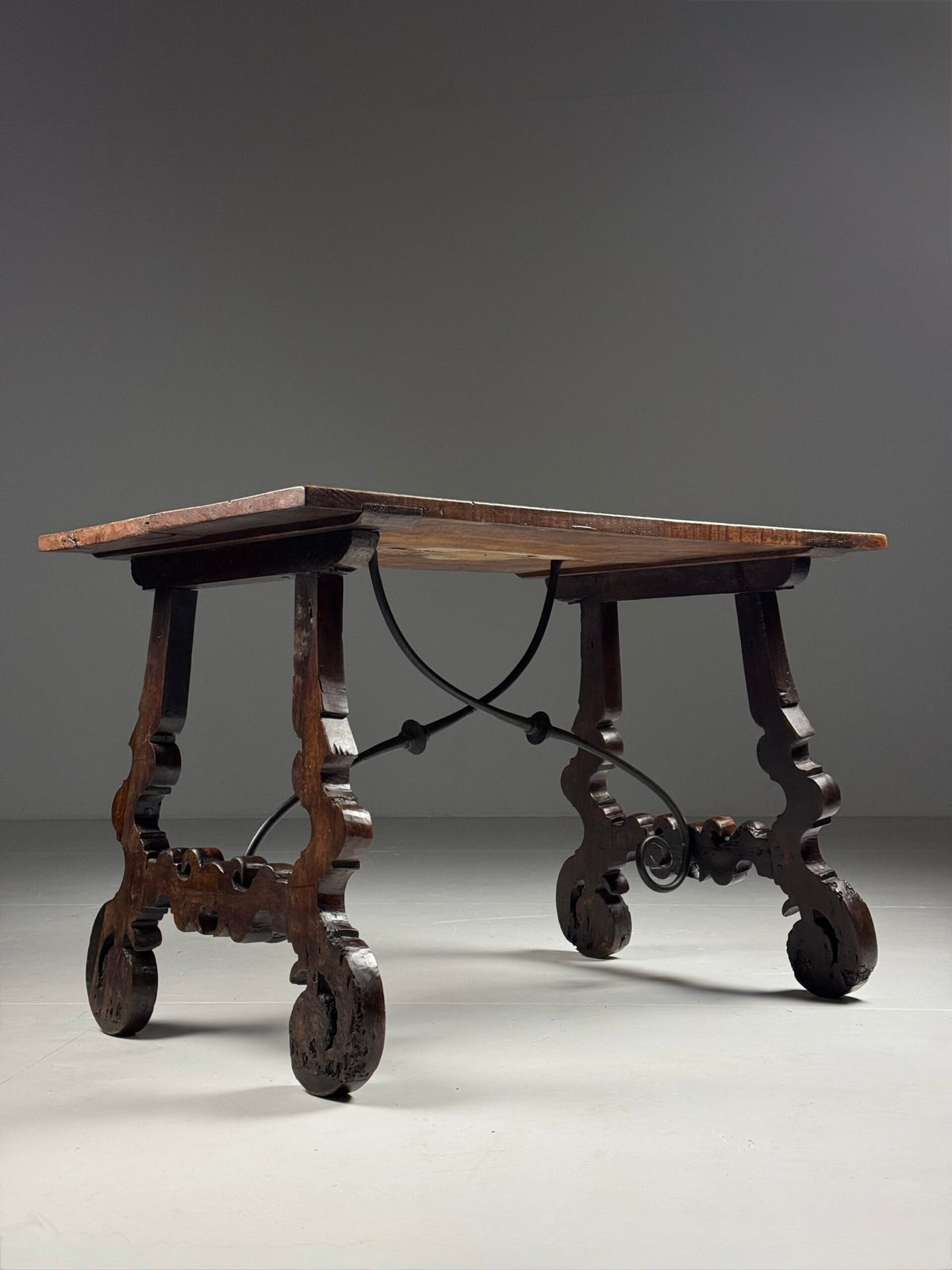 Spanish Solid Walnut Table, 18th Century, photo 4