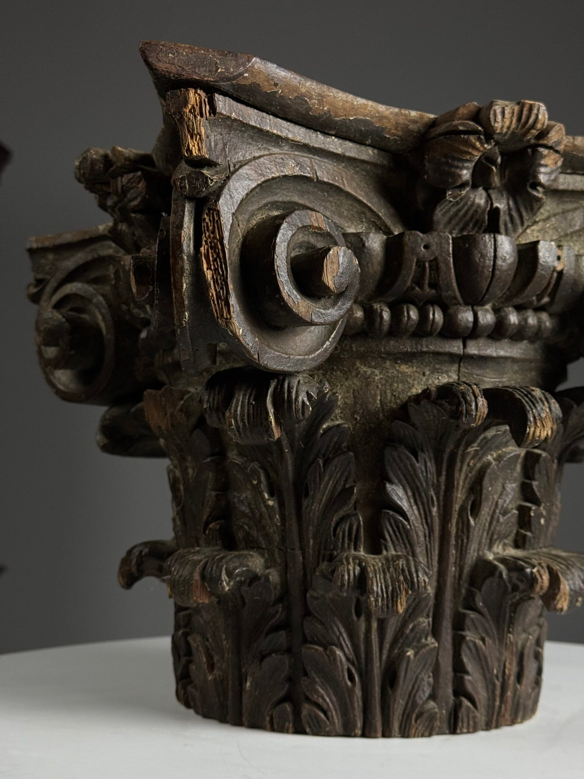 Hand Carved Oak Capital, France, 18th Century, photo 7