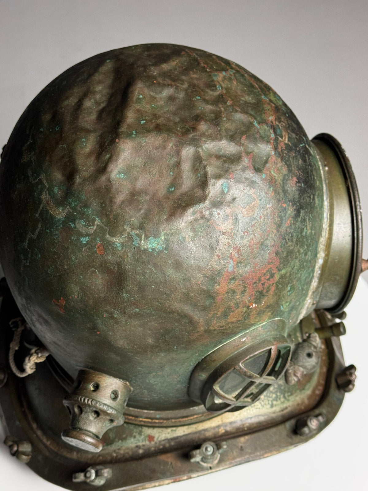 Antique Korean or Japanese Copper Diving Helmet, 1920 to 1960, photo 10