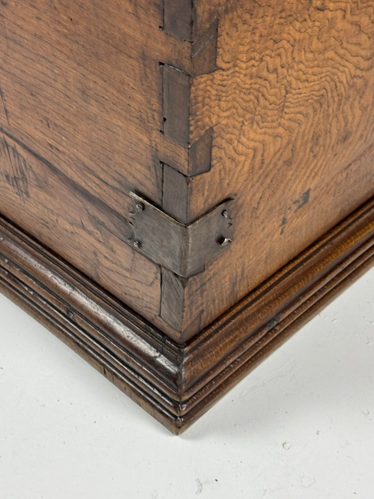 Large Spanish Walnut Chest, 18th Century, photo 25