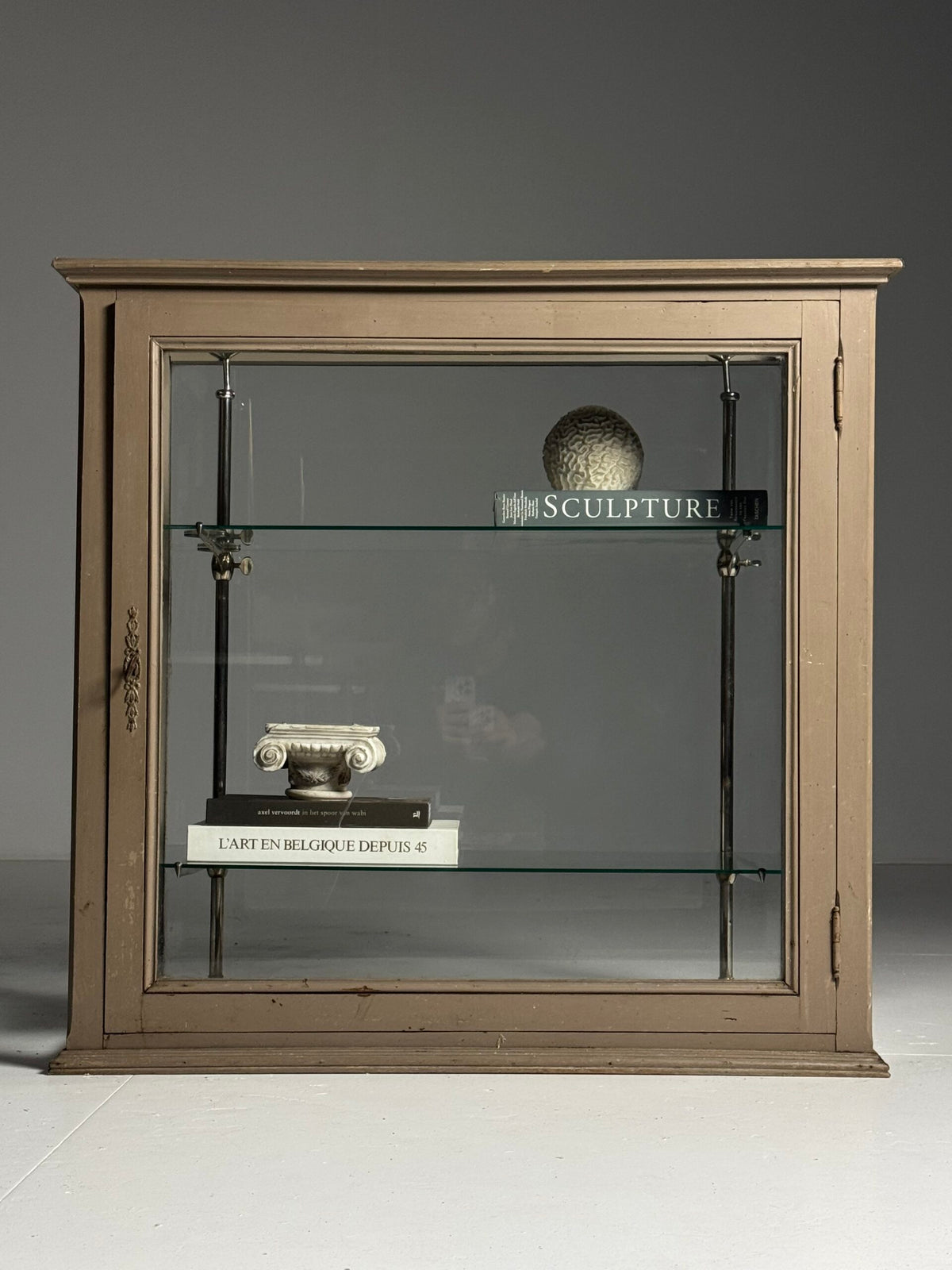 French Grey Painted Pine Display Cabinet, Early 20th Century, photo 8