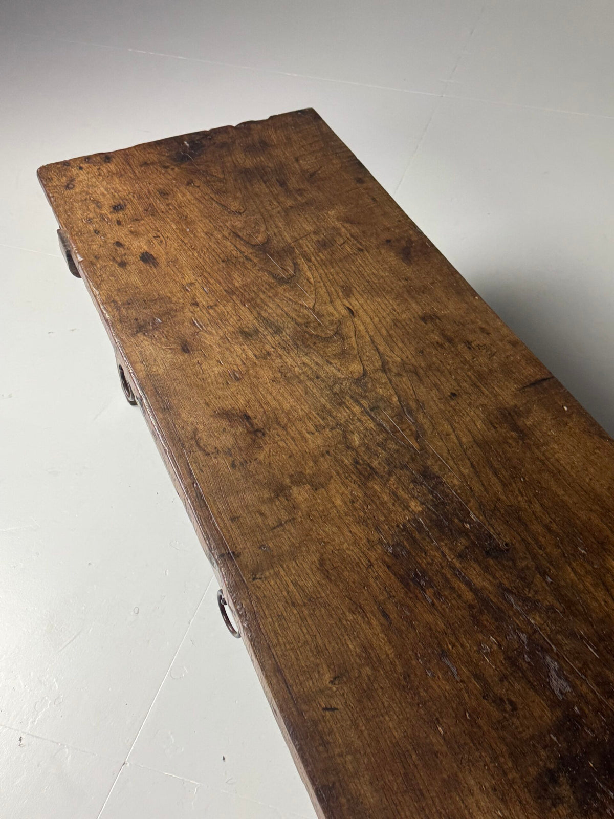 Very Long Spanish Walnut Coffee Table, 18th Century, 216 cm, photo 8
