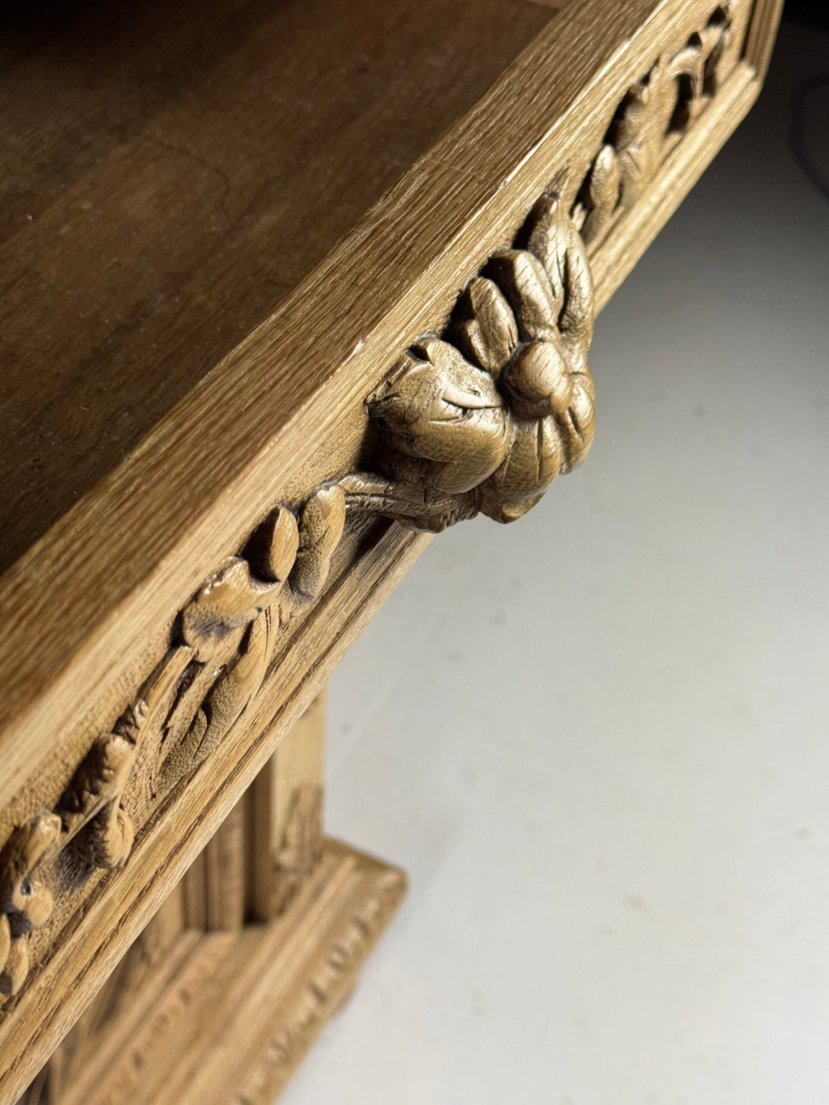Belgian Carved Oak Buffet from Liege, 19th Century, photo 10