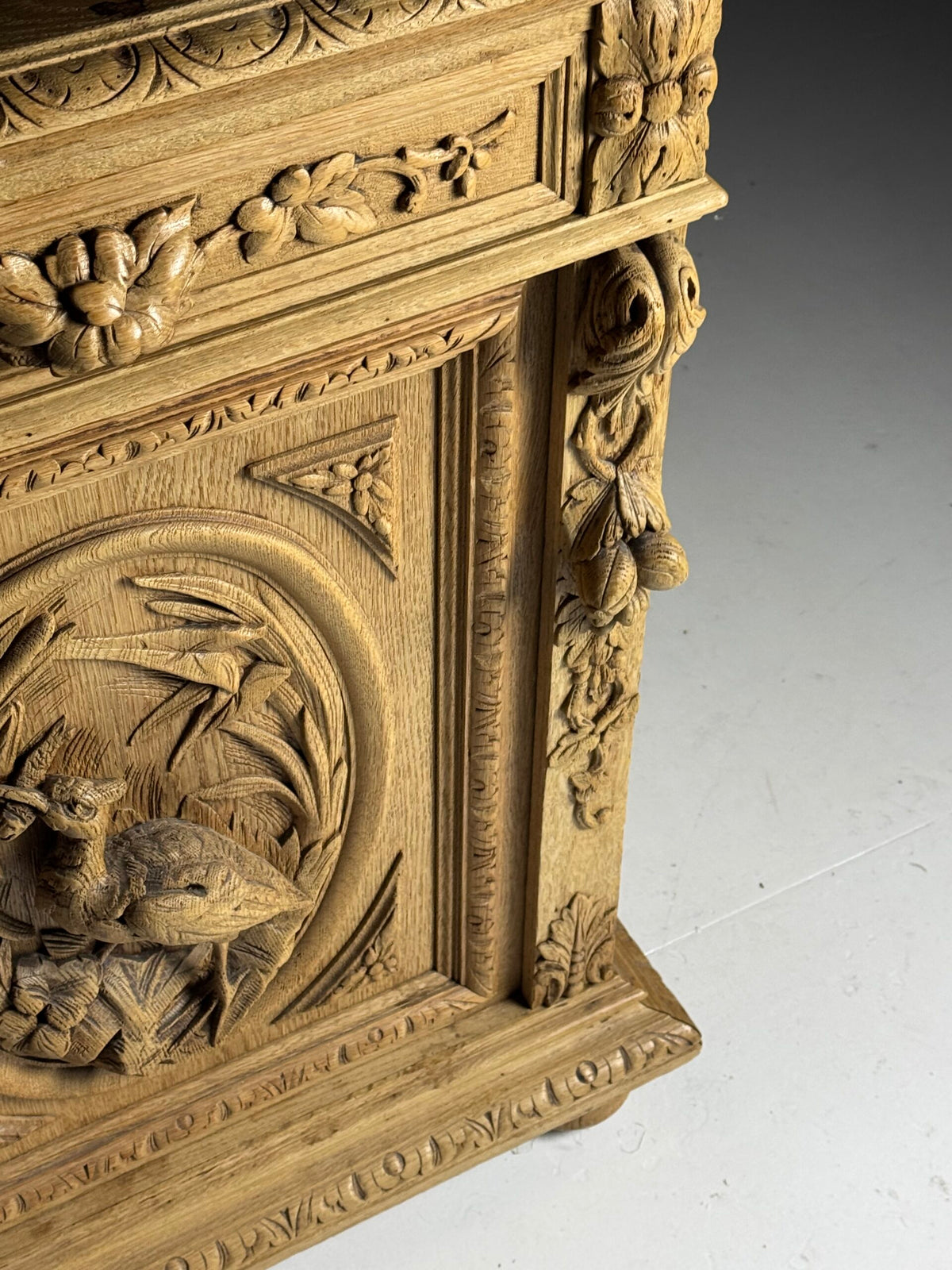 Belgian Carved Oak Buffet from Liege, 19th Century, photo 13