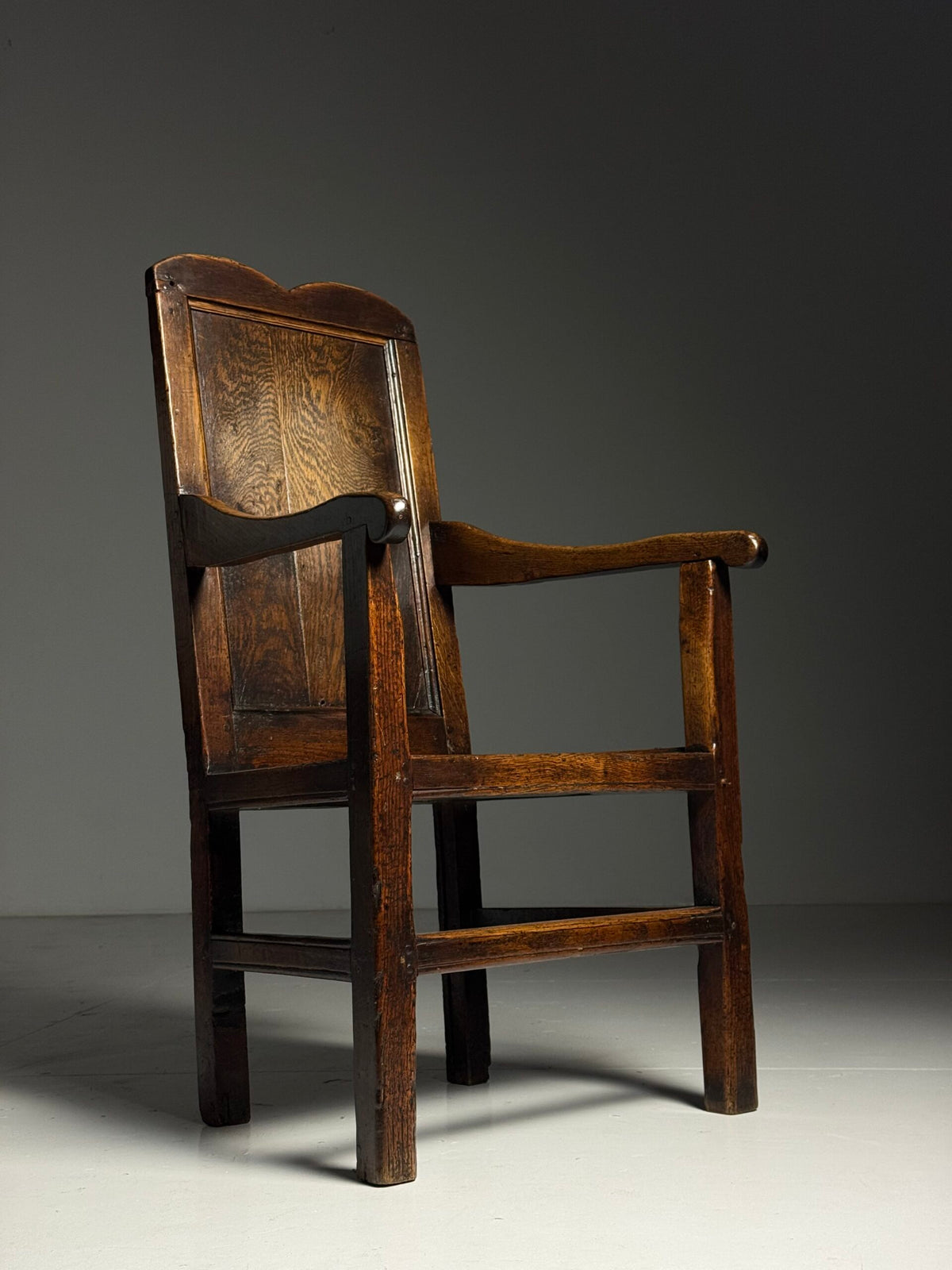 English Oak Chair, 1650 to 1670, photo 1