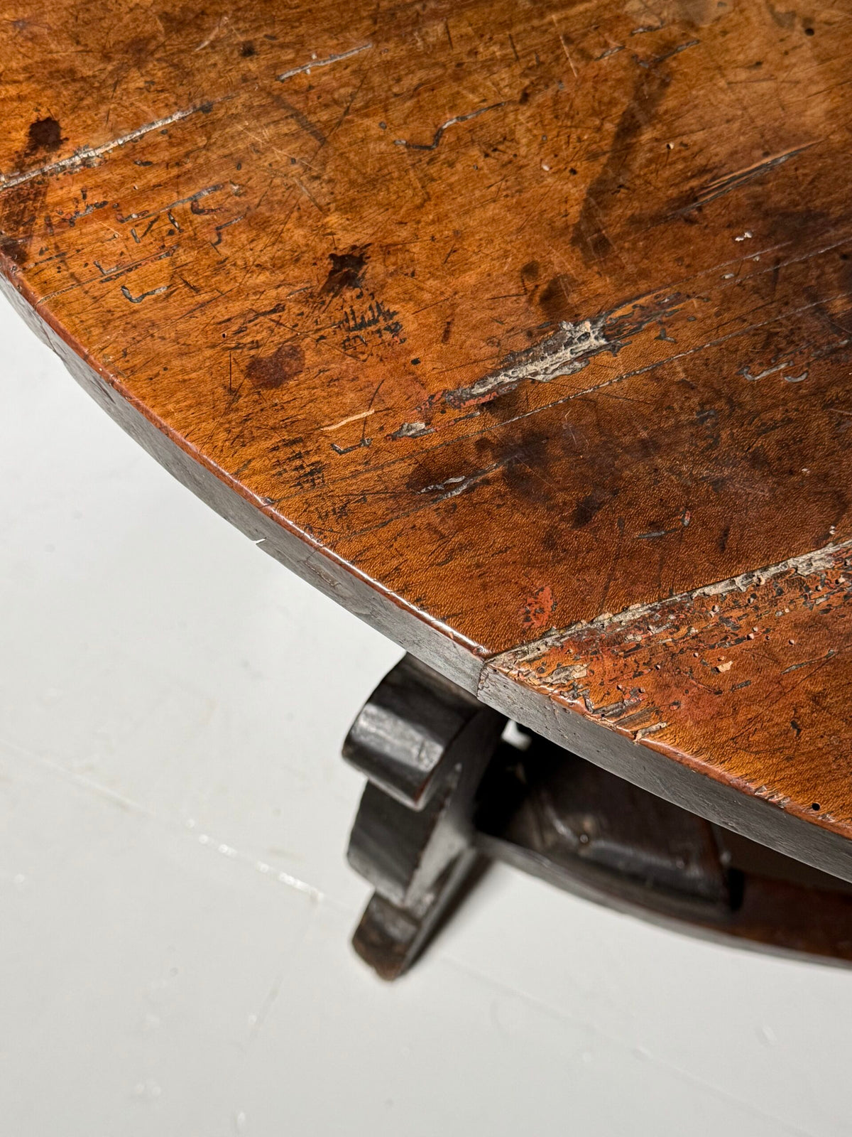 North Italian Walnut Center Table, Mid 17th Century, photo 10