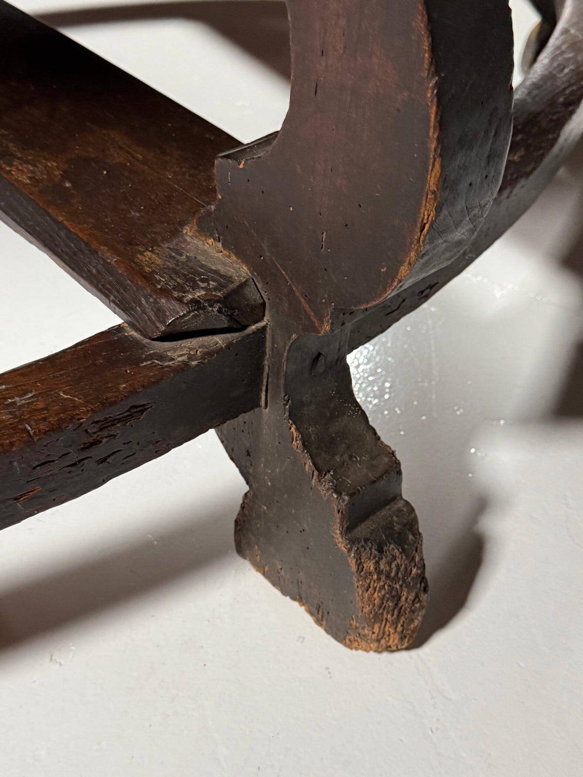 North Italian Walnut Center Table, Mid 17th Century, photo 7