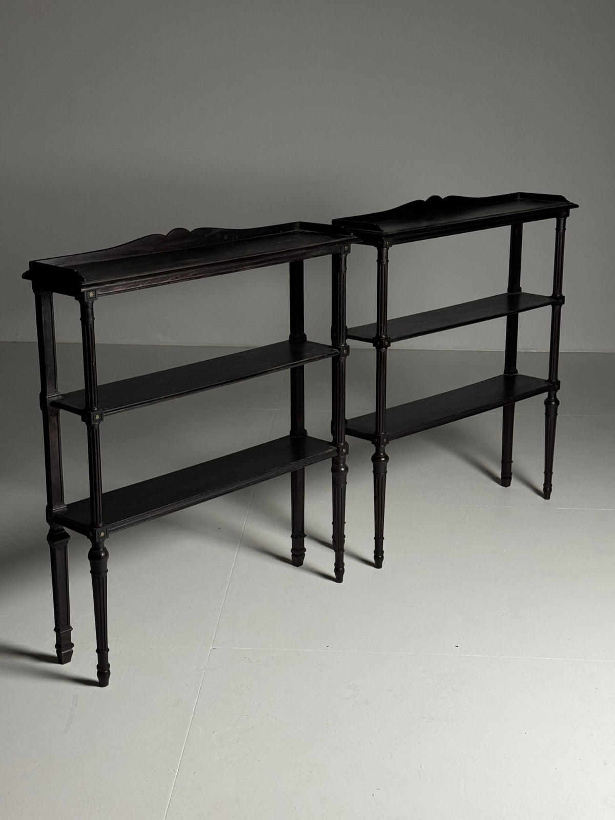 Pair of Louis XVI Style Oak Etageres, France, Mid 20th Century, photo 4