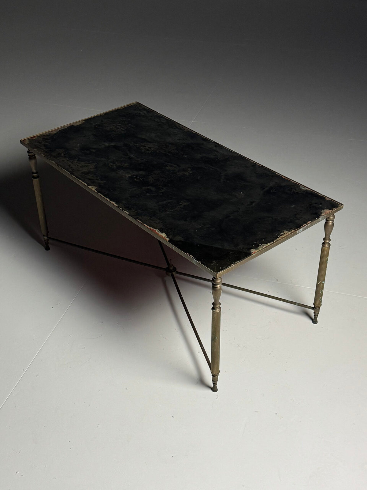 Mid Century Coffee Table with Weathered Mirror Glass Top, photo 3