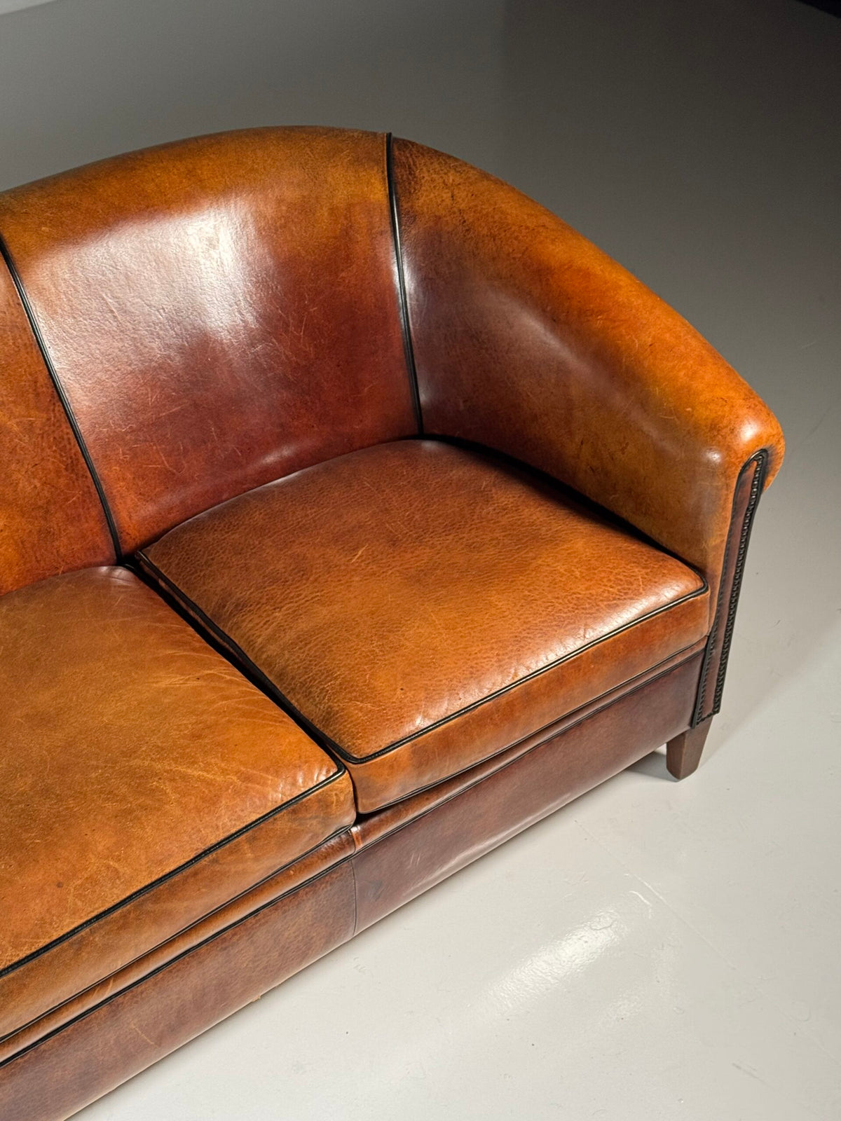 Spacious Three Seater Sheepskin Leather Sofa, photo 17