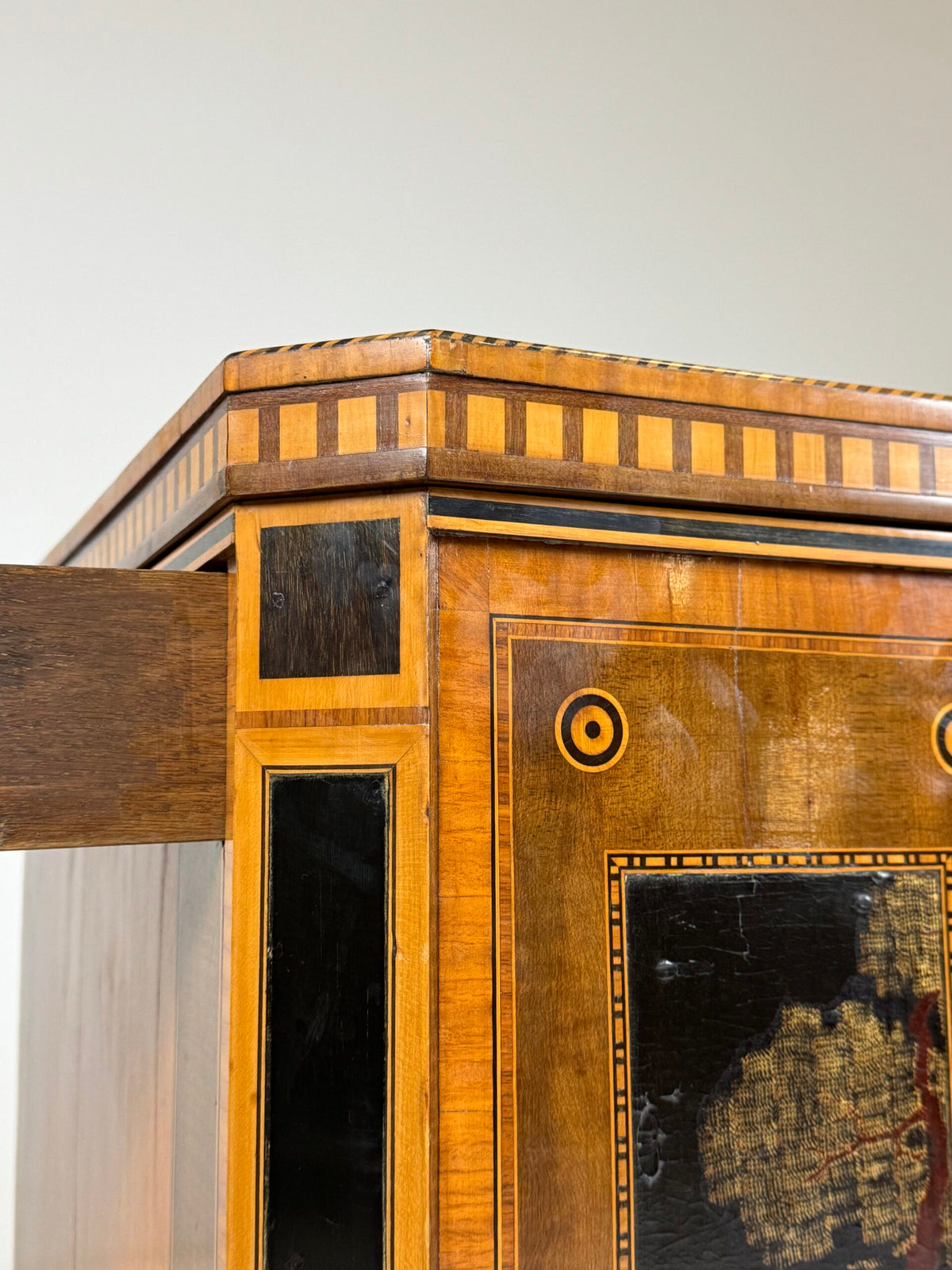 Dutch Louis XVI Fold-Over Buffet, circa 1790 to 1800, photo 20