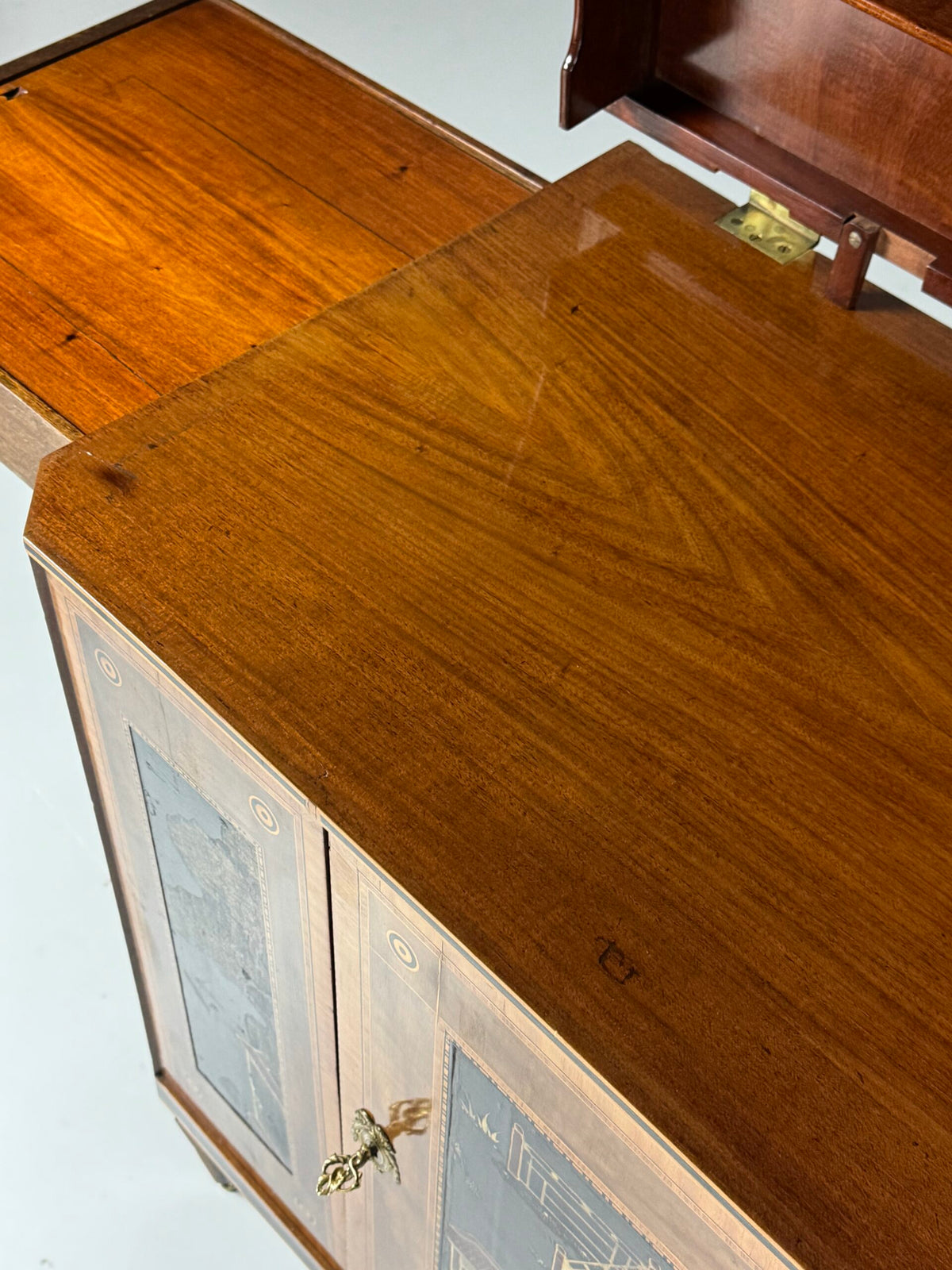 Dutch Louis XVI Fold-Over Buffet, circa 1790 to 1800, photo 12