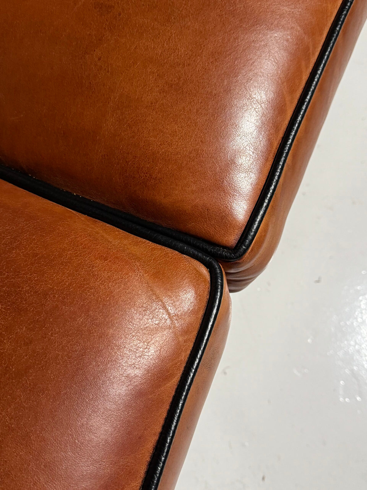 Spacious Three Seater Sheepskin Leather Sofa, photo 36