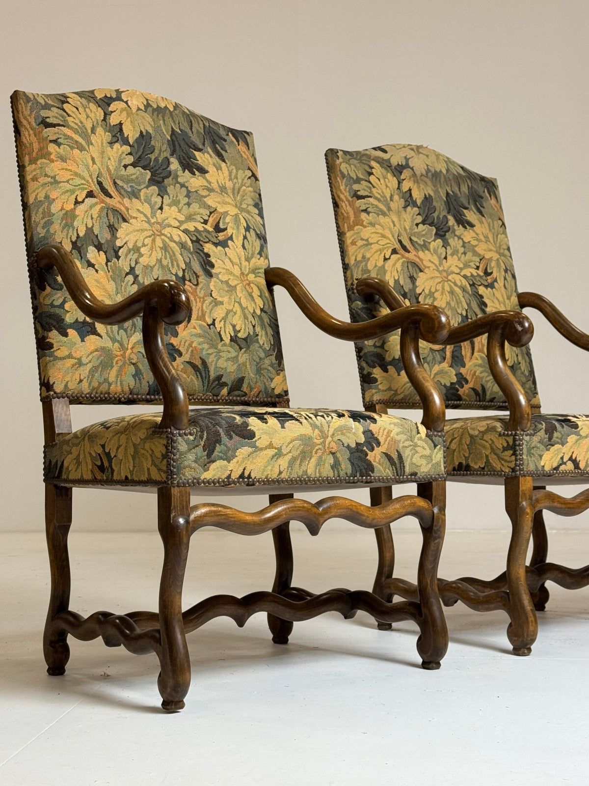 Pair of Os de Mouton Armchairs in Oudenaarde Tapestry Style, photo 24