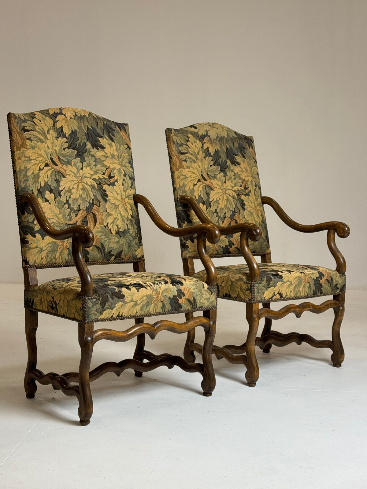 Pair of Os de Mouton Armchairs in Oudenaarde Tapestry Style, photo 22