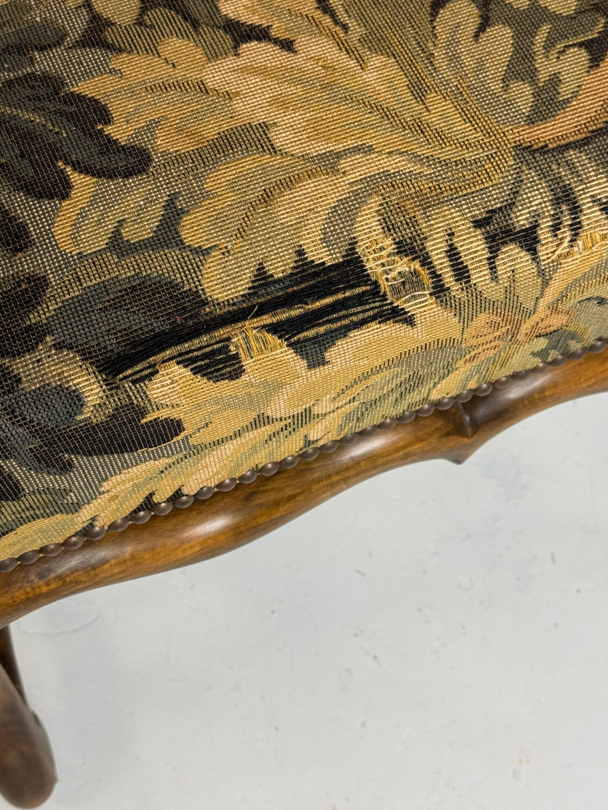 Pair of Os de Mouton Armchairs in Oudenaarde Tapestry Style, photo 18