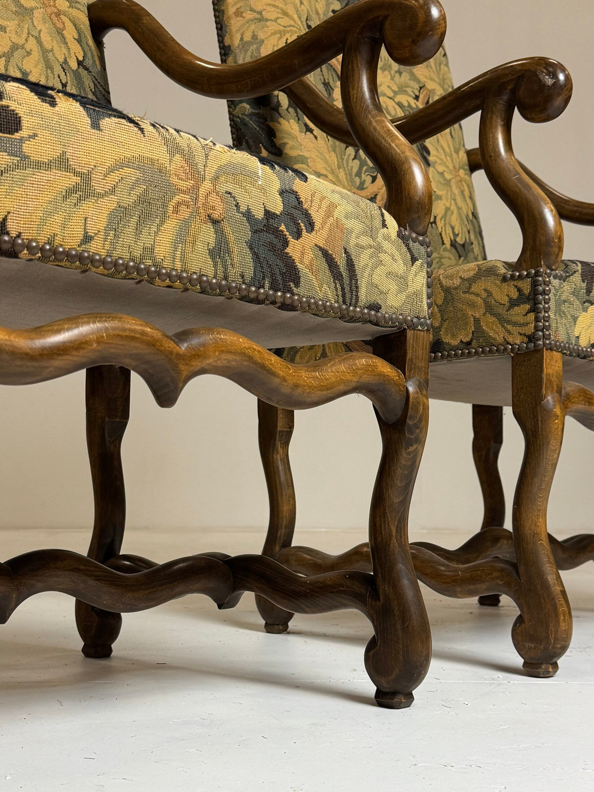 Pair of Os de Mouton Armchairs in Oudenaarde Tapestry Style, photo 14