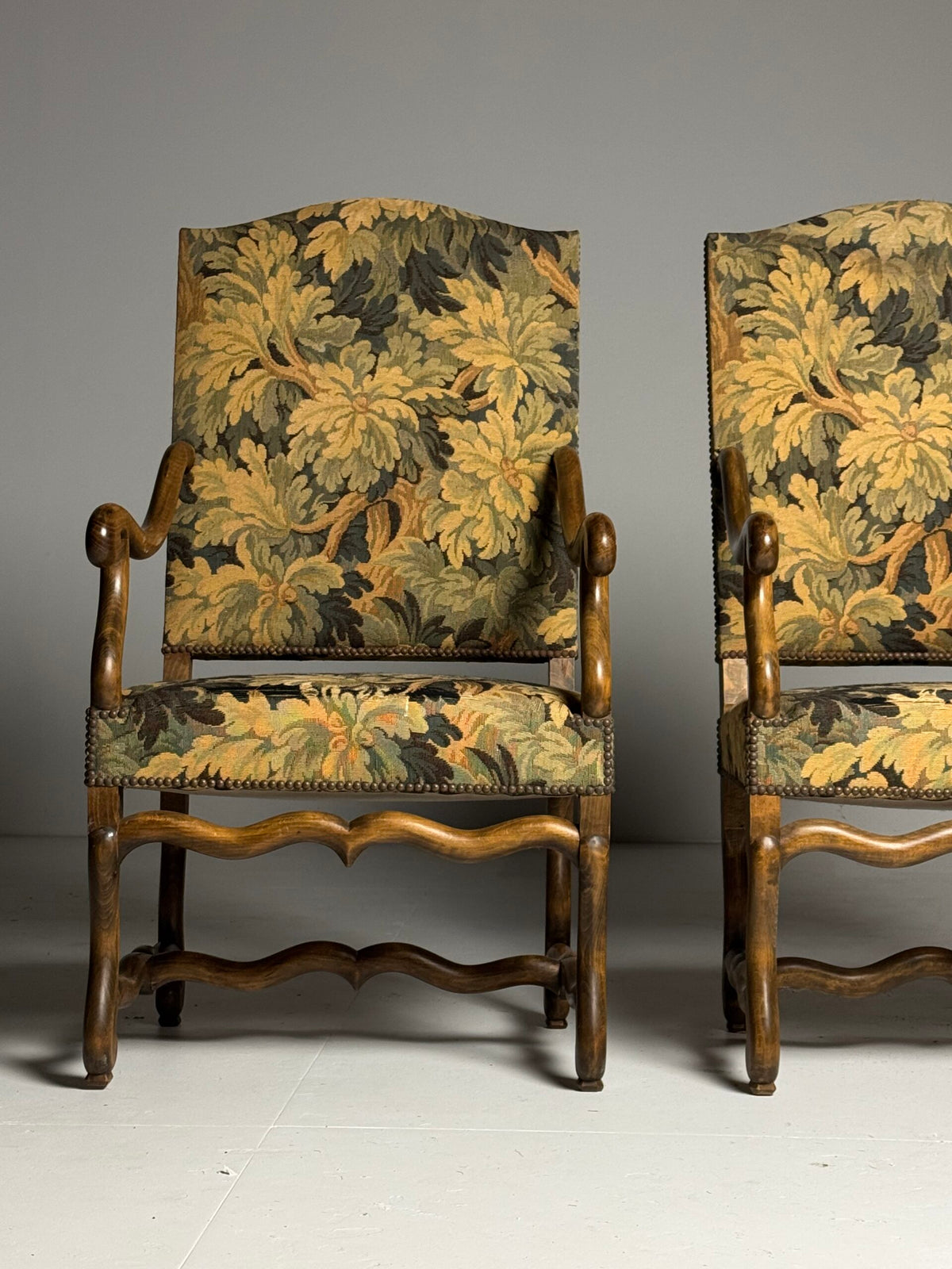 Pair of Os de Mouton Armchairs in Oudenaarde Tapestry Style, photo 8