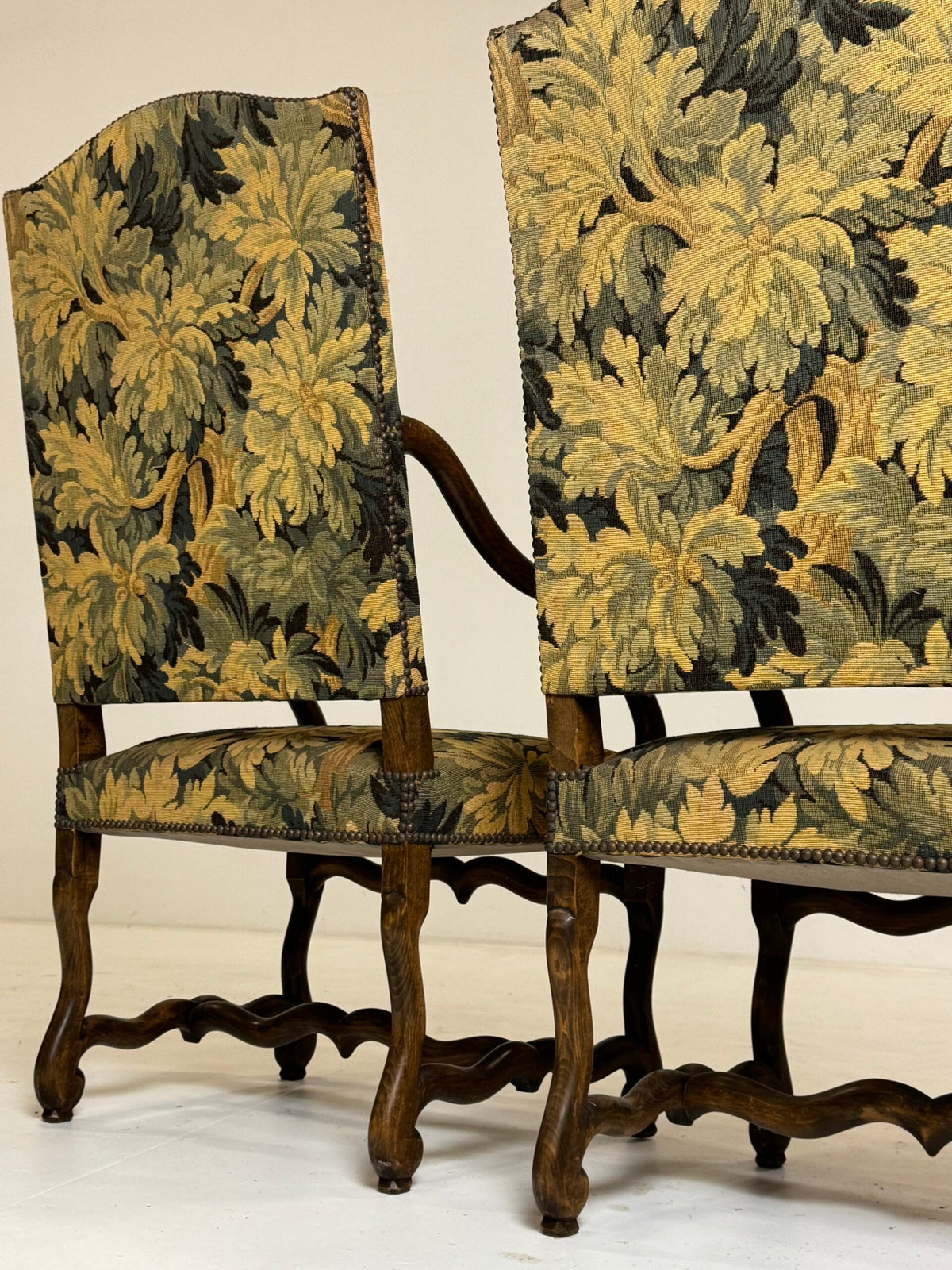 Pair of Os de Mouton Armchairs in Oudenaarde Tapestry Style, photo 4