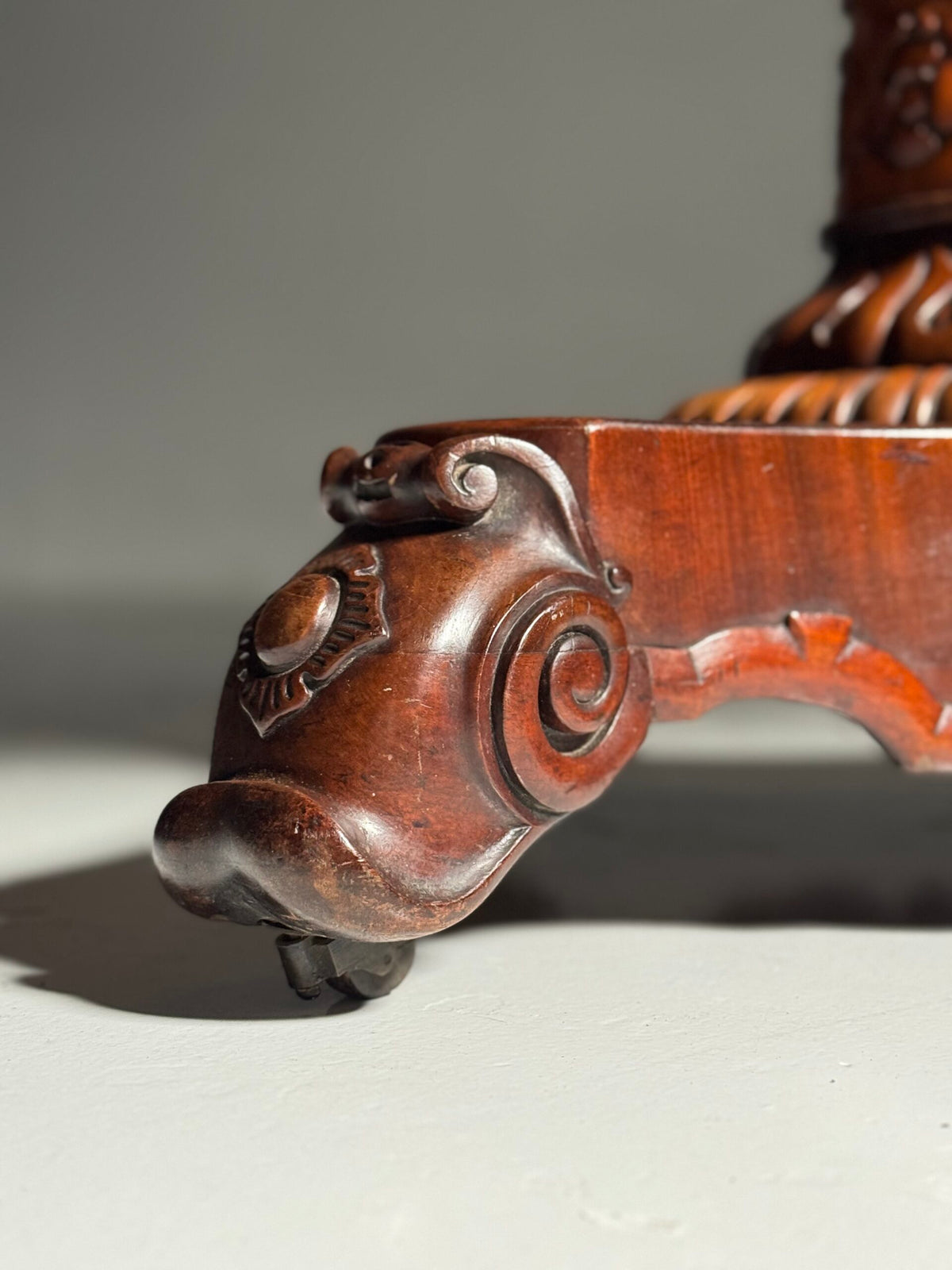 Mid 19th Century Center Table with Carrara Marble Top, photo 11