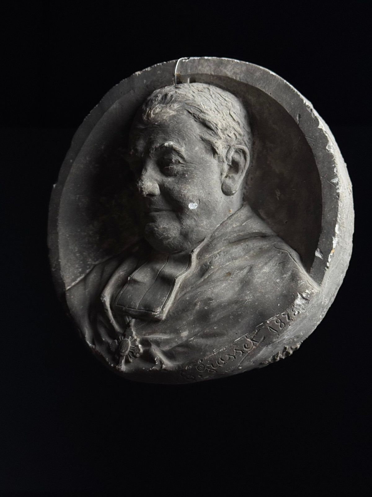 19th Century Plaster Portrait Medallion, photo 2