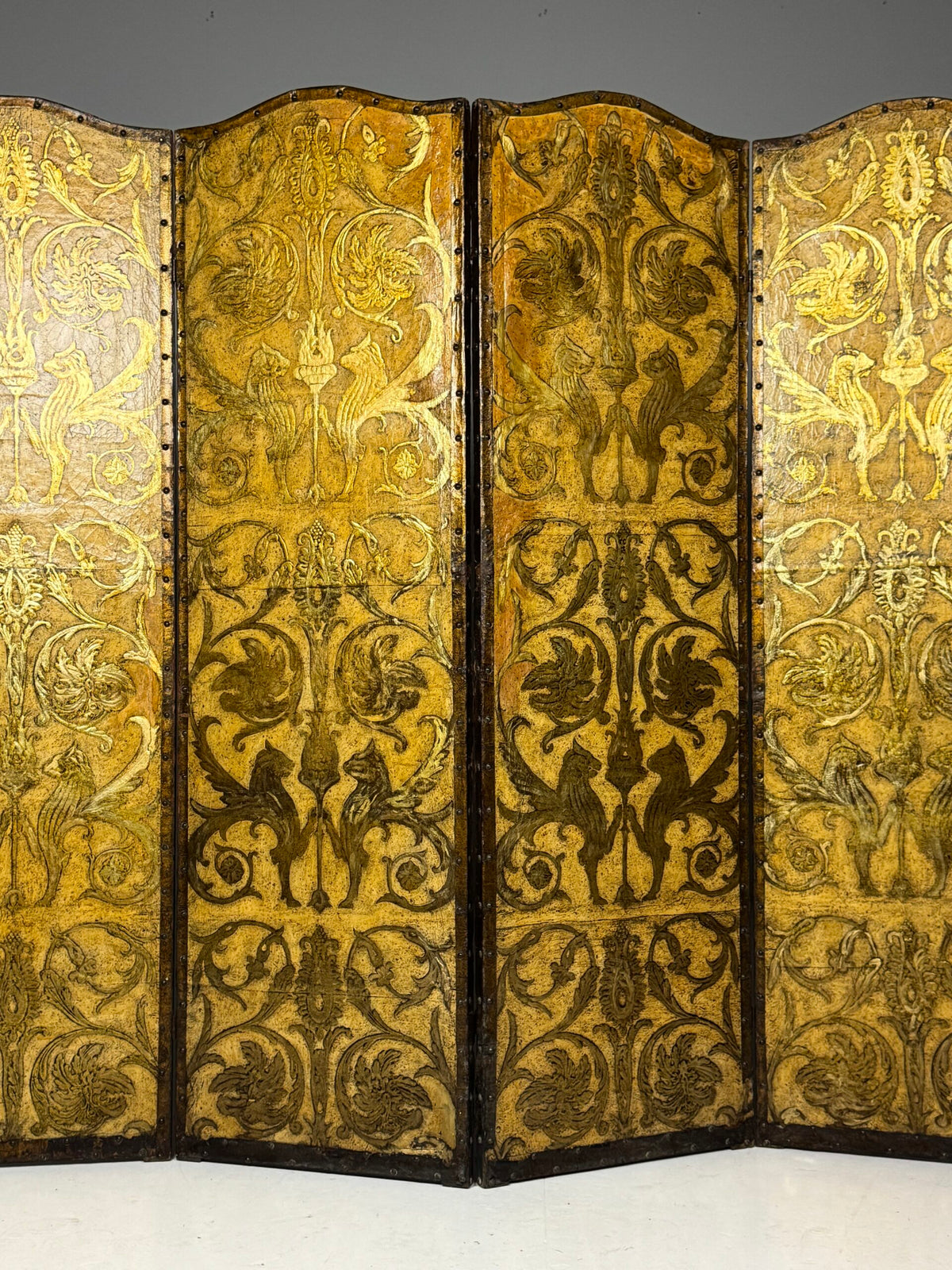 19th Century French Yellow Leather Folding Screen, photo 10